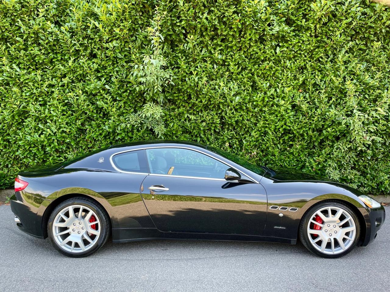 Maserati GranTurismo 4.2 V8 *SOLO 124000 KM*