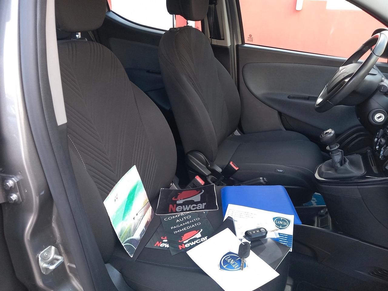 Lancia Ypsilon 1.0 FireFly 5 porte S&S Hybrid Gold km 29000 monitor android sensori GARANZIA TOTALE