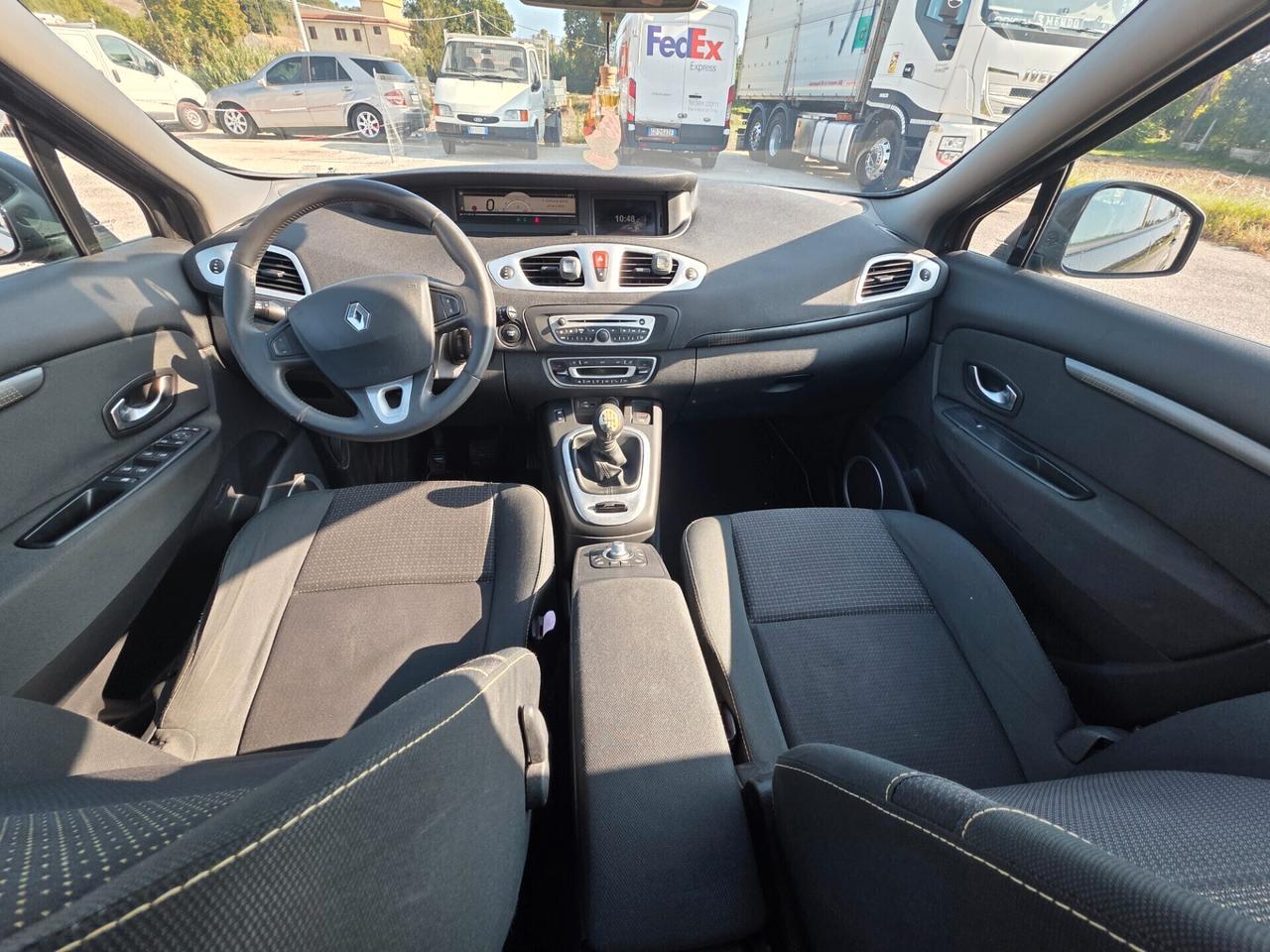 Renault Scenic Scénic X-Mod Terza Serie 1.5 dCi 110CV Luxe,sensori, retrocamera,navigatore,clima,bizona,freno elettronico
