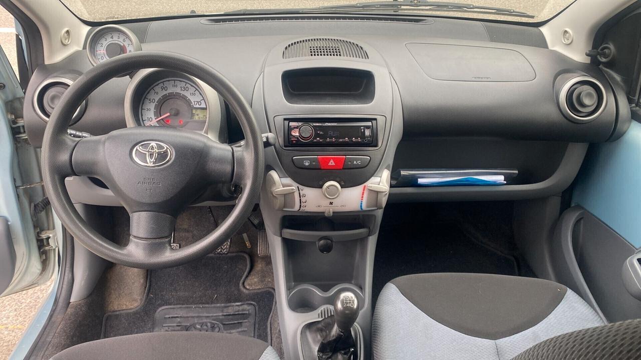 Toyota Aygo 1.0 12V VVT-i 5 porte