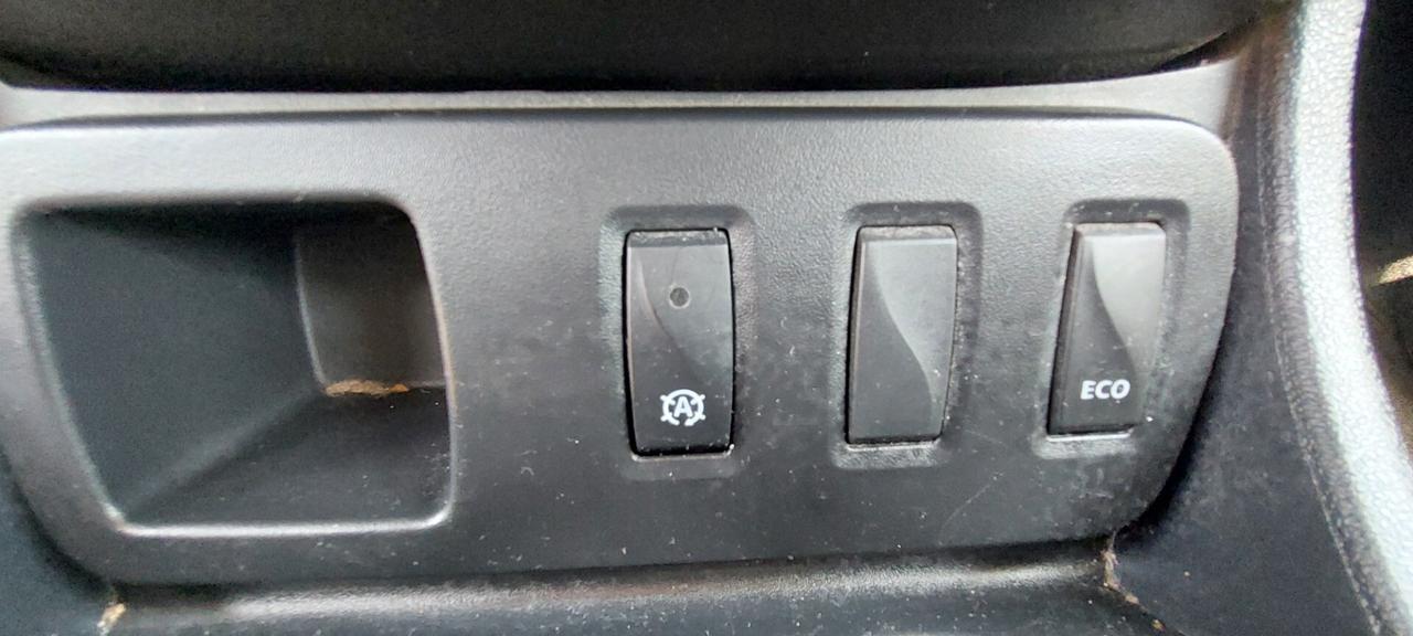 DUSTER 1,6 GPL DI SERIE CASA MADRE NAVIGATORE TELEFONO SENSORI FULL FULL 110 CV