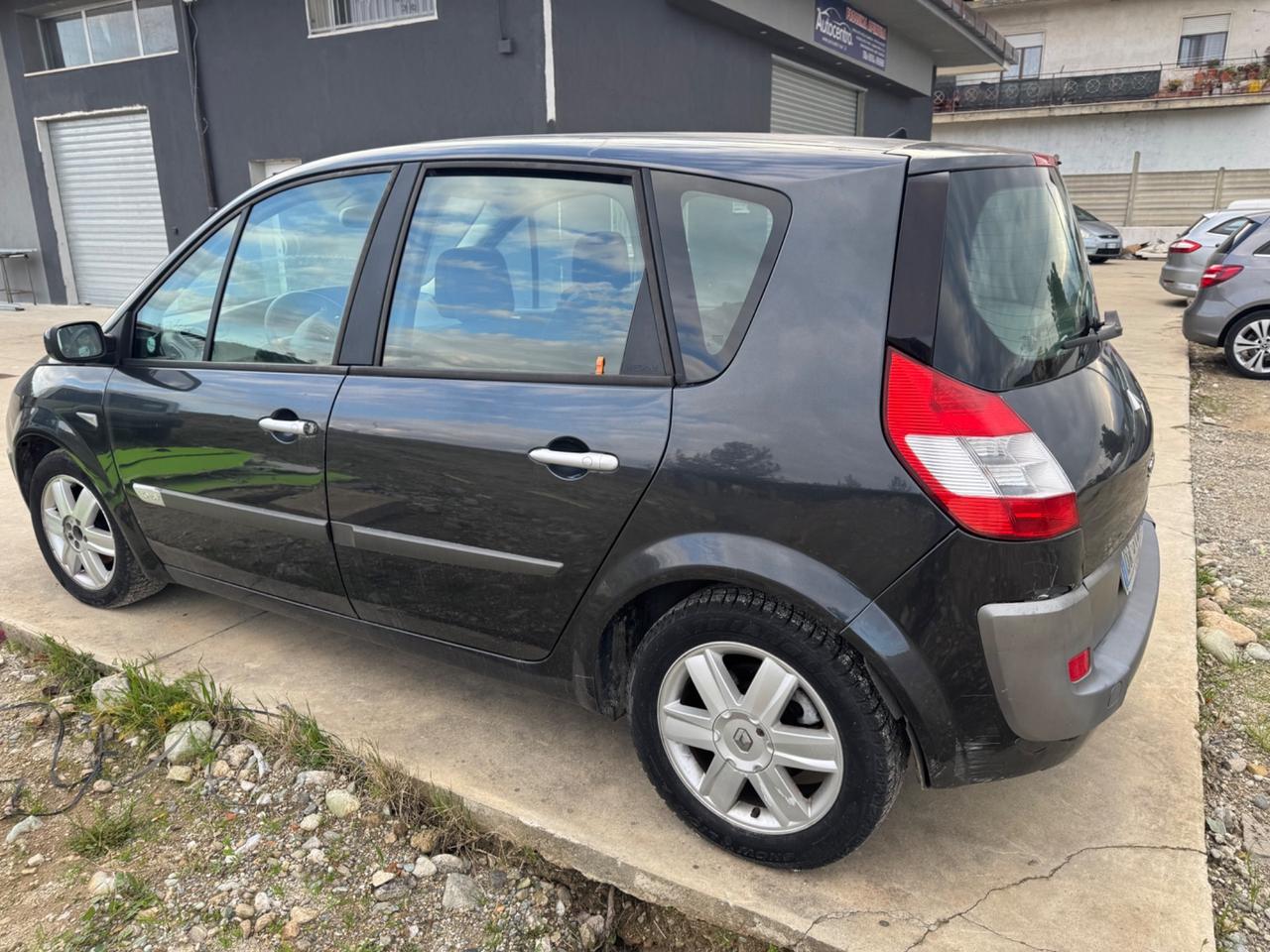 Renault Scenic Scénic 1.6 16V 110CV CAMBIO AUTOMATICO