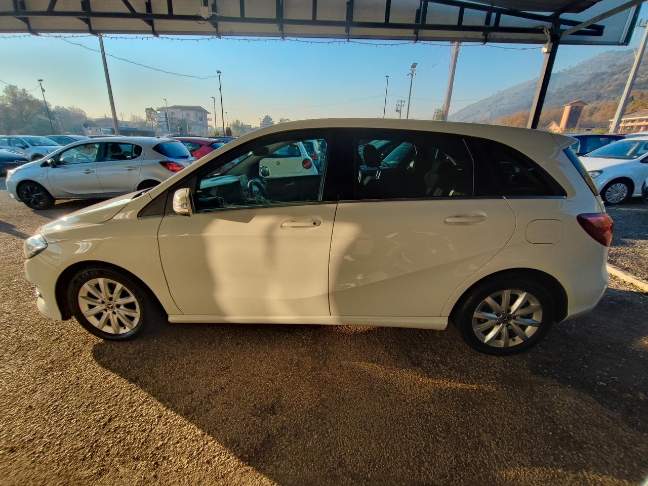 Mercedes-benz B 180 d Automatic Premium