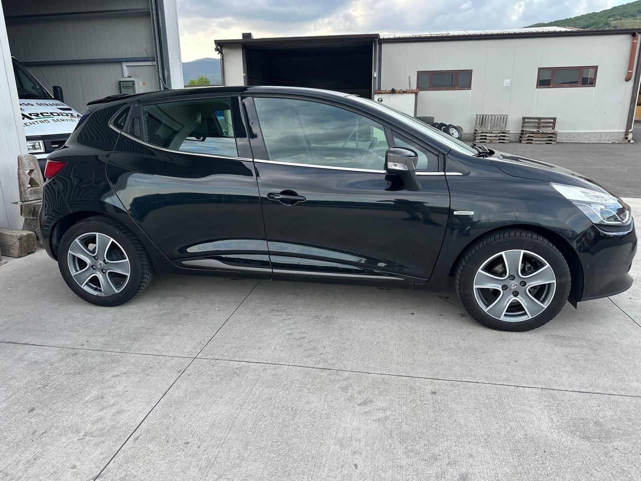 Renault Clio 1.5 dCi 8V 75CV 5 porte Wave