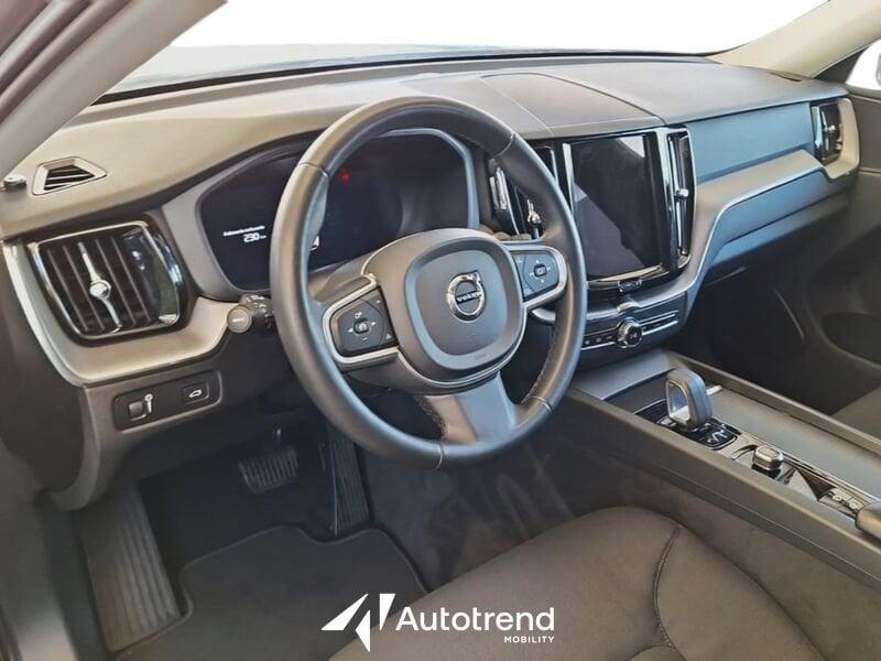 Volvo XC60 B4 197+14 CV AWD Automatica Momentum Pro