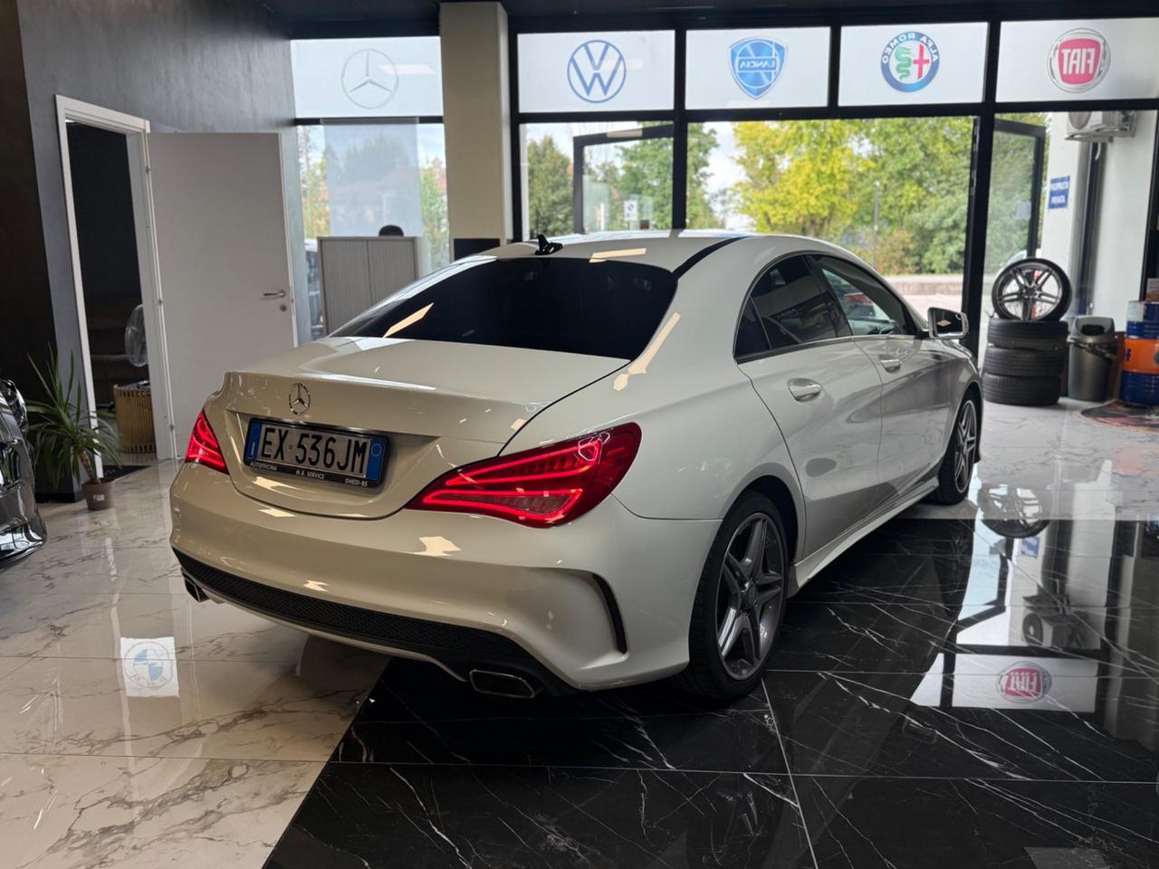 Mercedes-benz CLA 180 CDI Premium