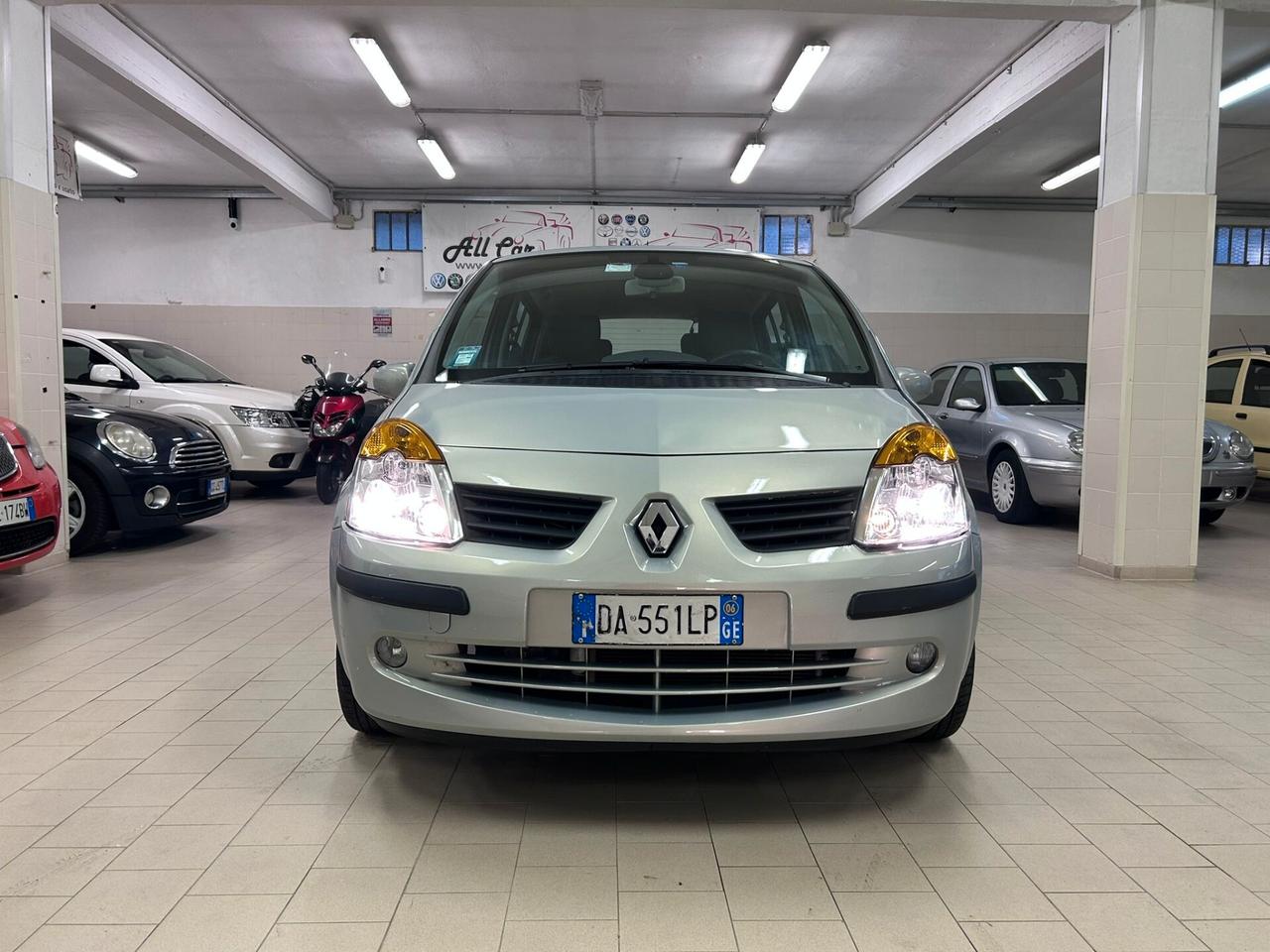 Renault Modus 1.6 16V Initiale