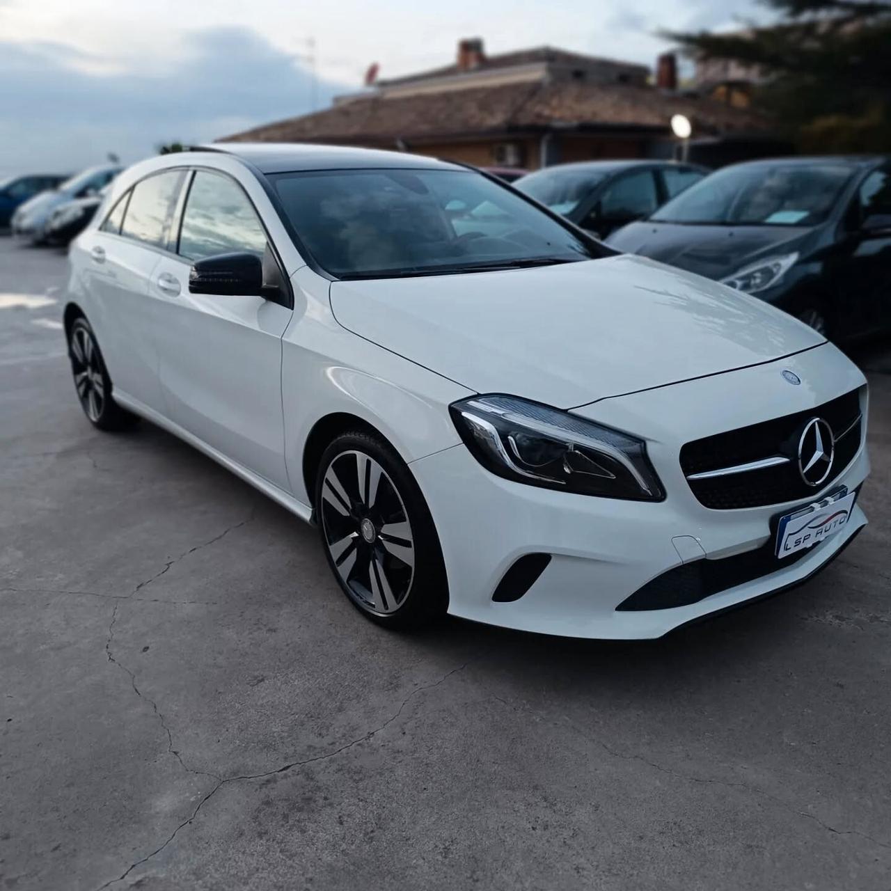 Mercedes-benz A 160 d Sport NIGHTPACK TETTO APRIBILE