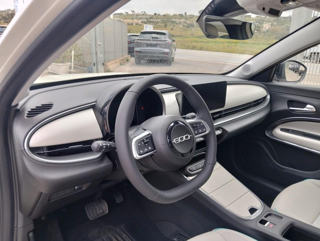 Fiat 600 Hybrid 110 CV DCT MHEV La Prima KM 0