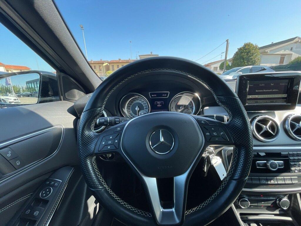 Mercedes GLA 200 200 D Sport 7G-DCT