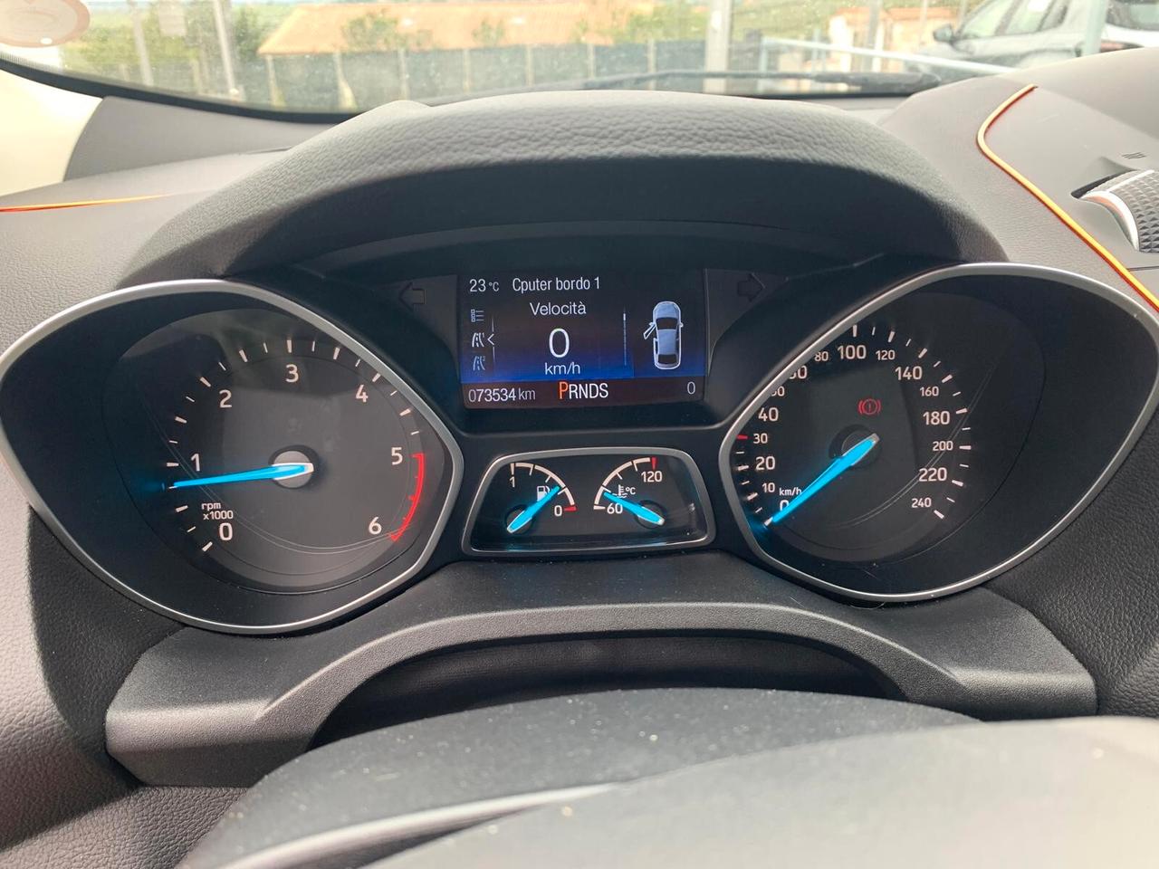 Ford Kuga 2.0 TDCI 120 CV S&S 2WD Powershift Business