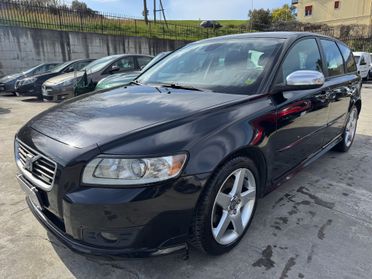 VOLVO V50 R-DESIGN 2.0D/UNIPROPRIETARIO/191.000KM