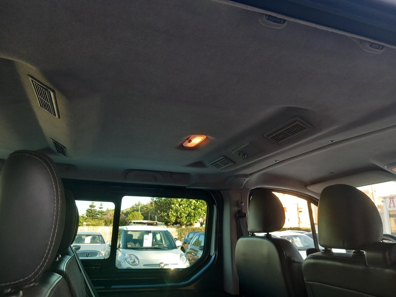 Renault Trafic 1.6 dCi 125CV S&S Intens 9 posti MOTORE SOSTITUITO CON KM 156000