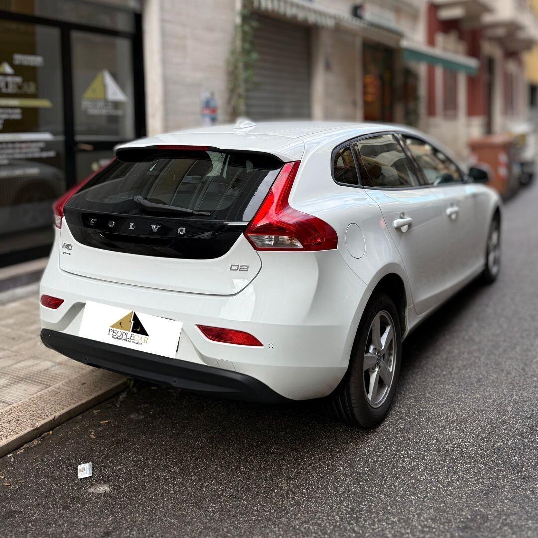 Volvo V40 D2 Business 2016