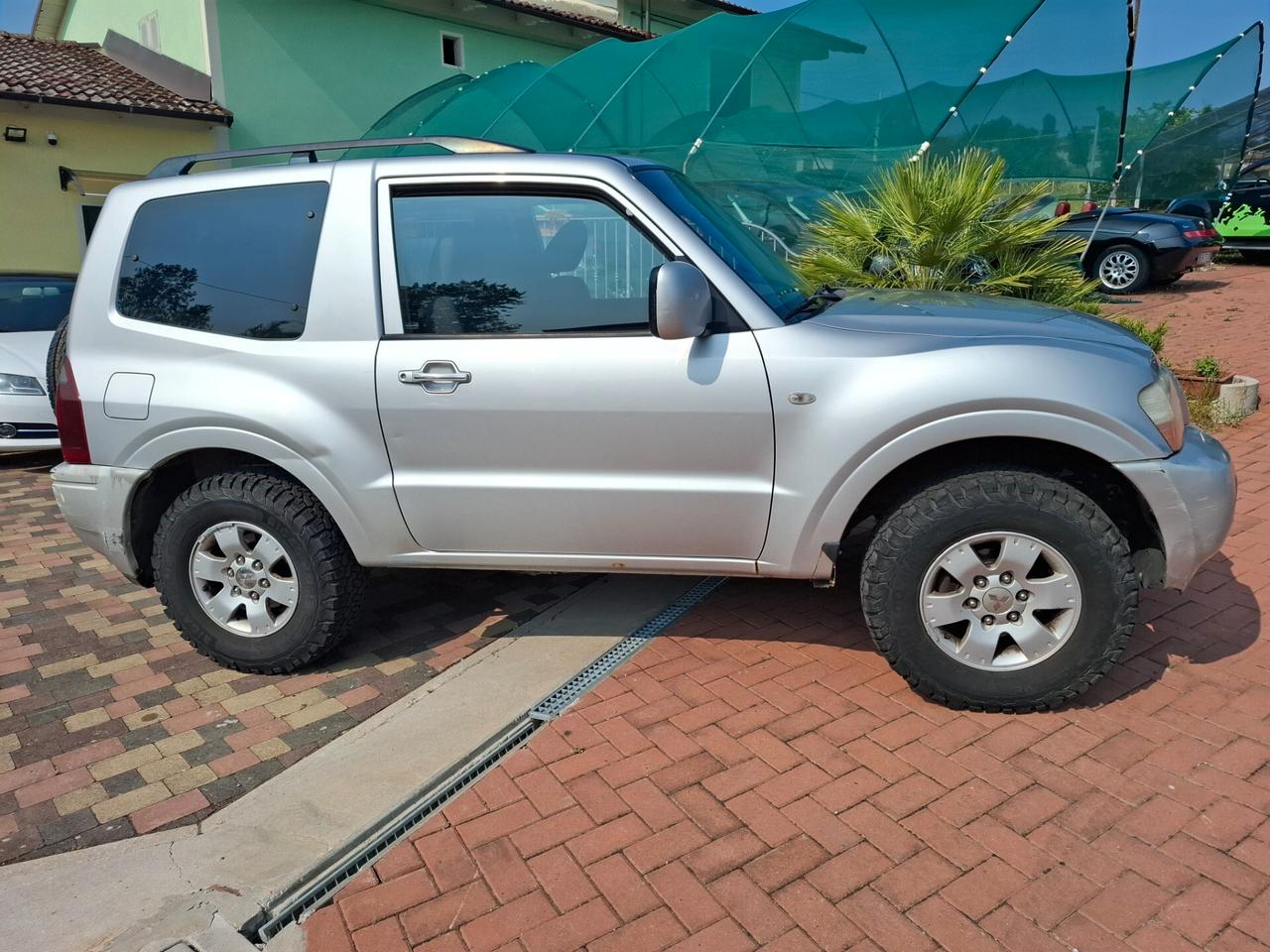 Mitsubishi Pajero 2.5 TDI 3p. GLX