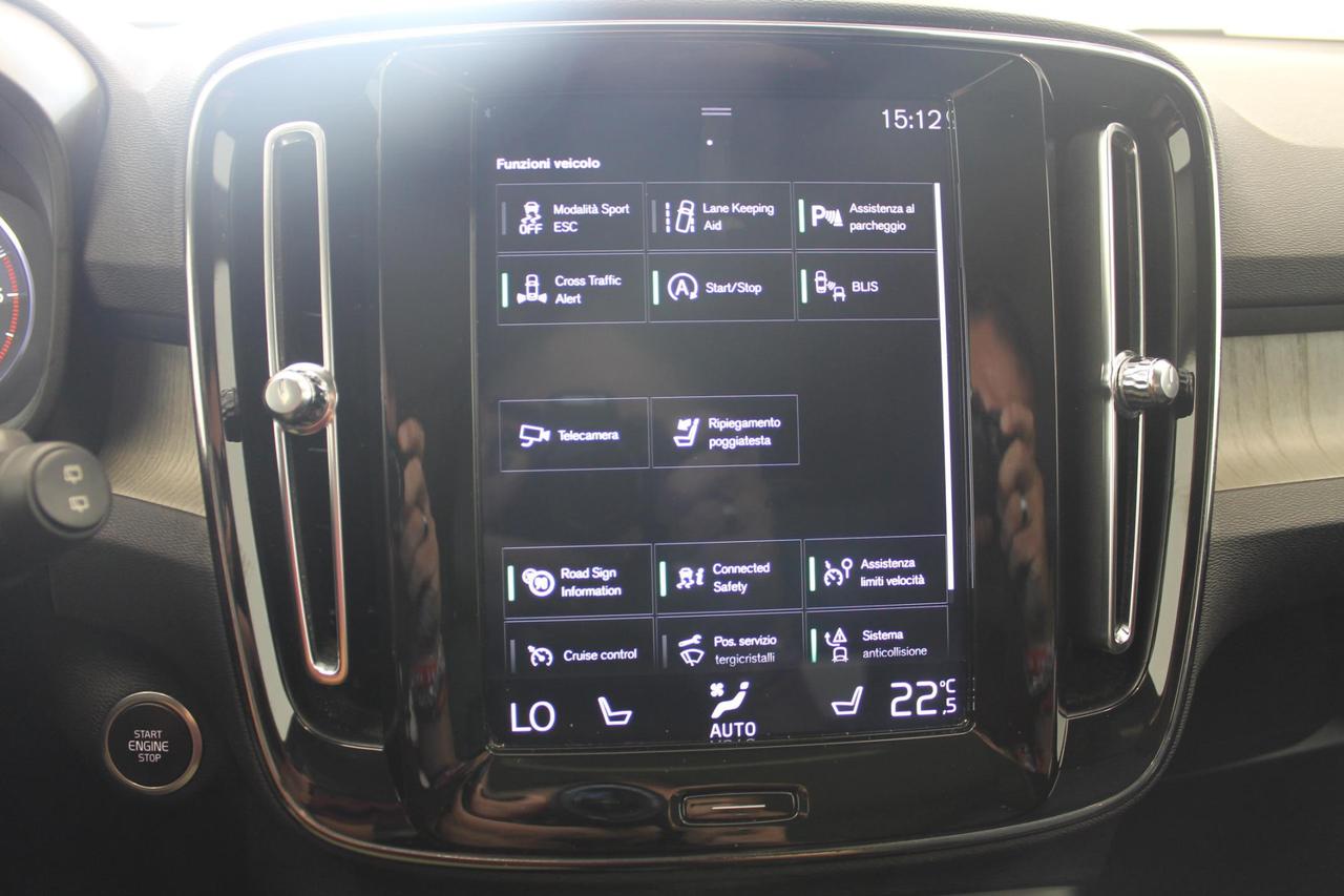 Volvo XC40 2.0 D3 Inscription Geartronic TETTO