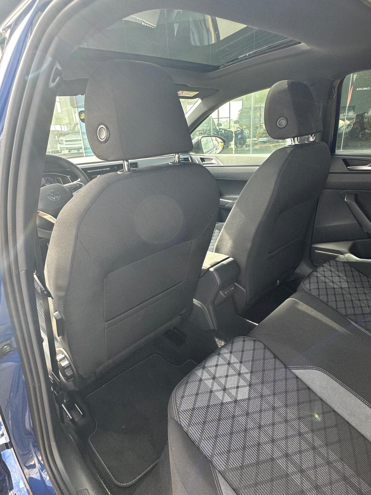 Volkswagen Taigo 1.0 tsi R-Line possibilità noleggio no scoring