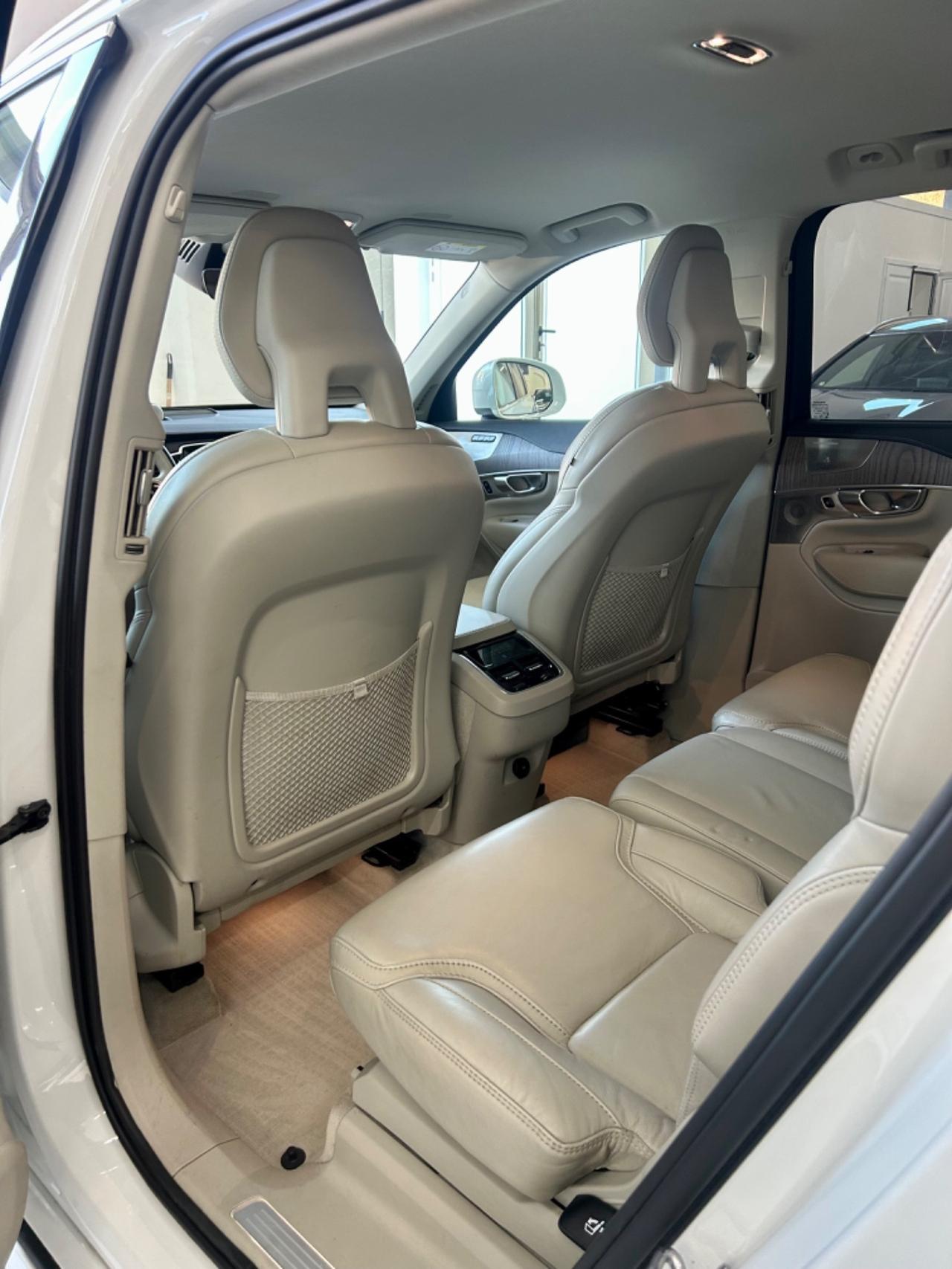 Volvo XC 90 AWD automatico 7 posti R-design FINANZIABILE