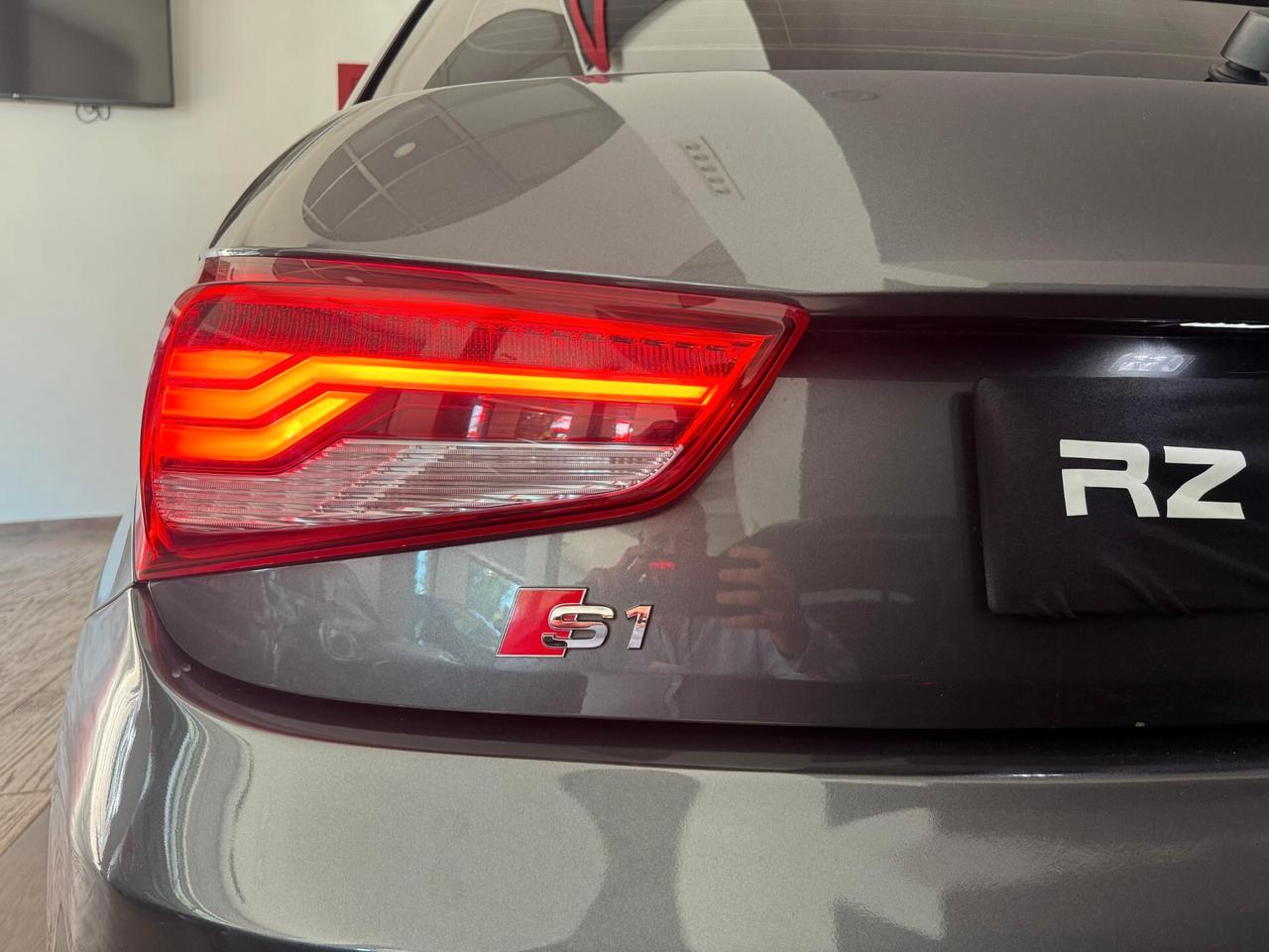 Audi A1 2.0 tfsi quattro-231CV-ITALIANA-TAGLIANDI