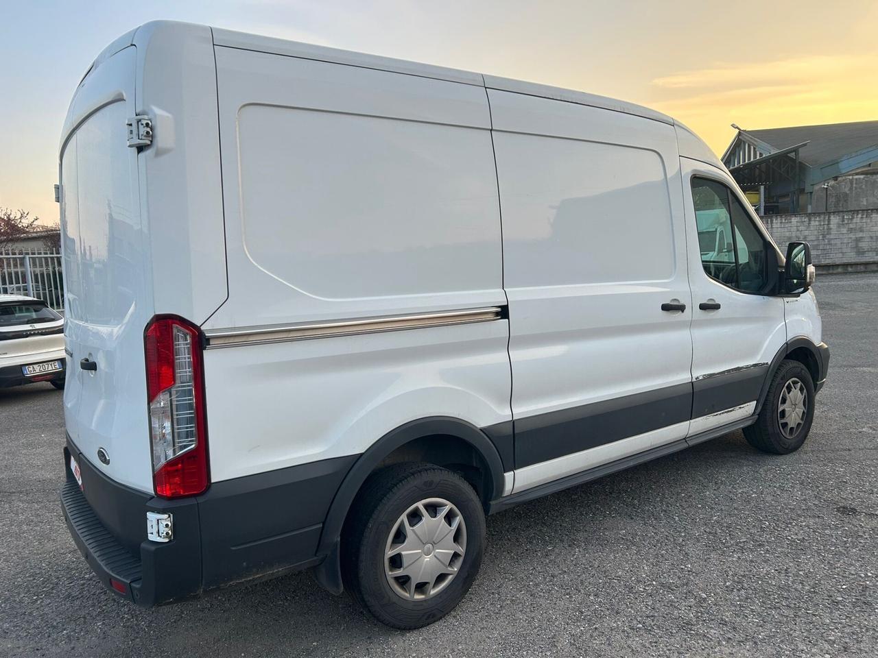 Ford Transit Furgone 2.0TDCi 130CV LEGGI NOTE