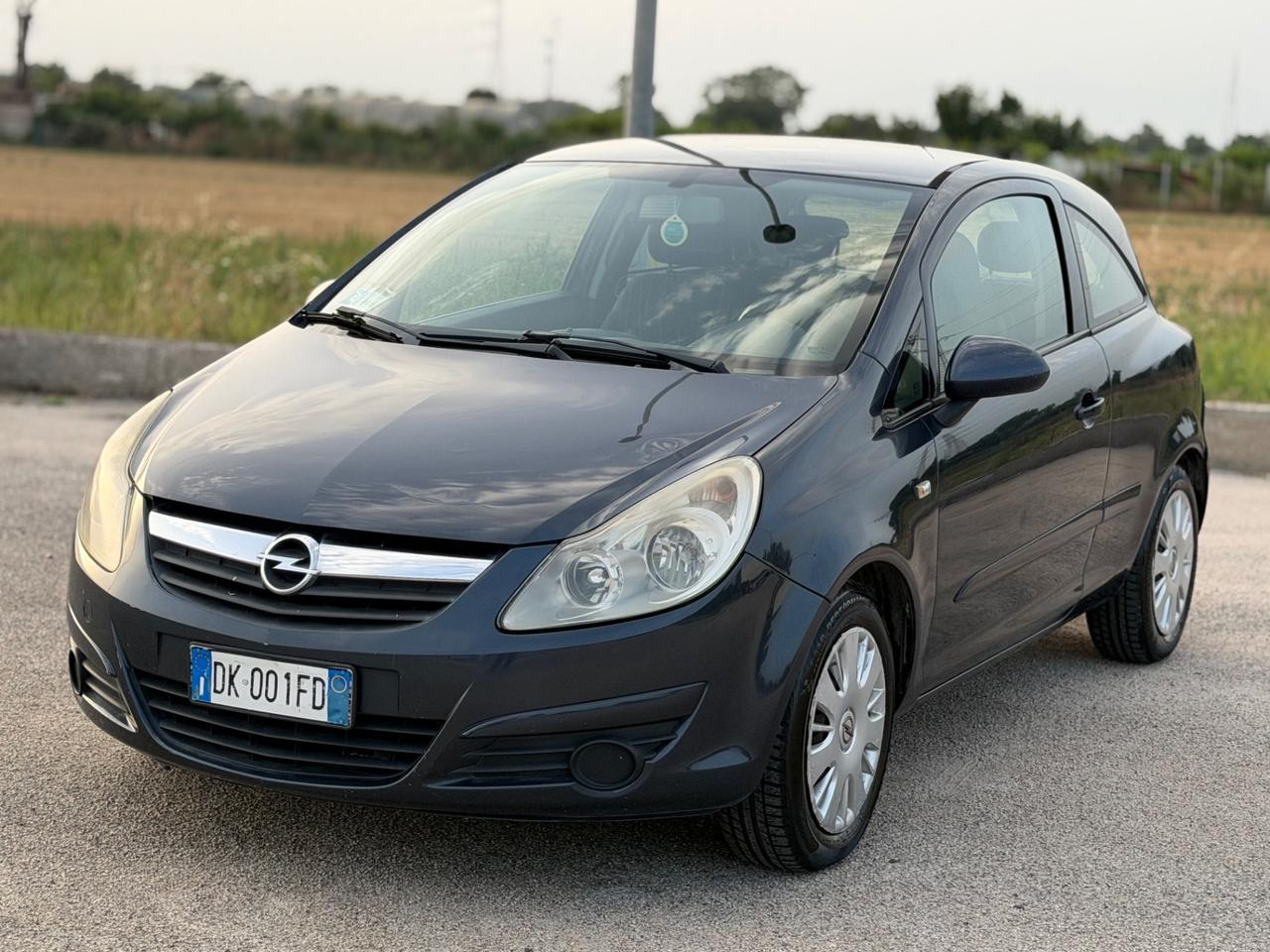 Opel Corsa 1.2 3 porte Club