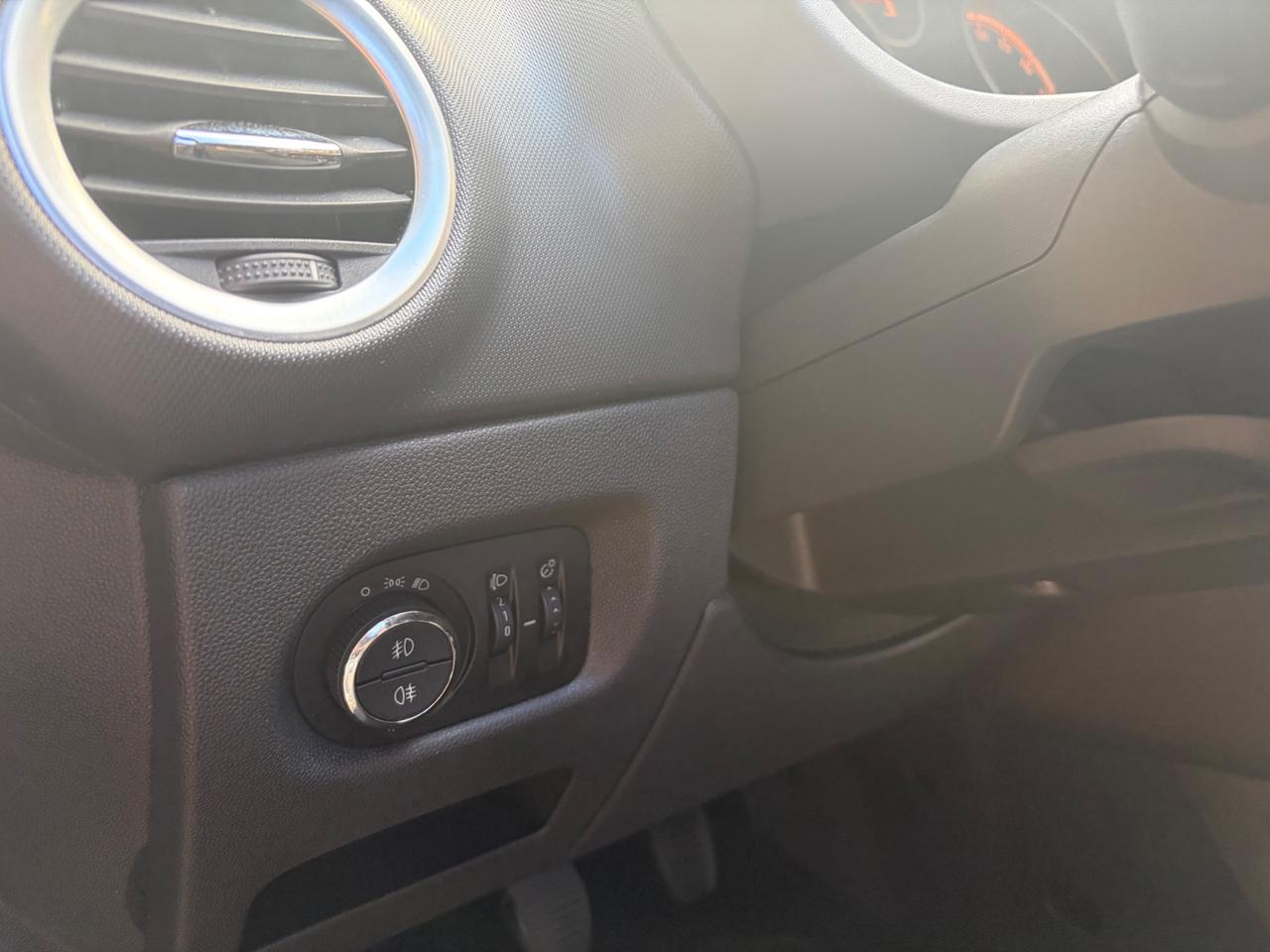 Opel Corsa 1.2 85CV 5 porte GPL-TECH Edition NEOPATENTATI