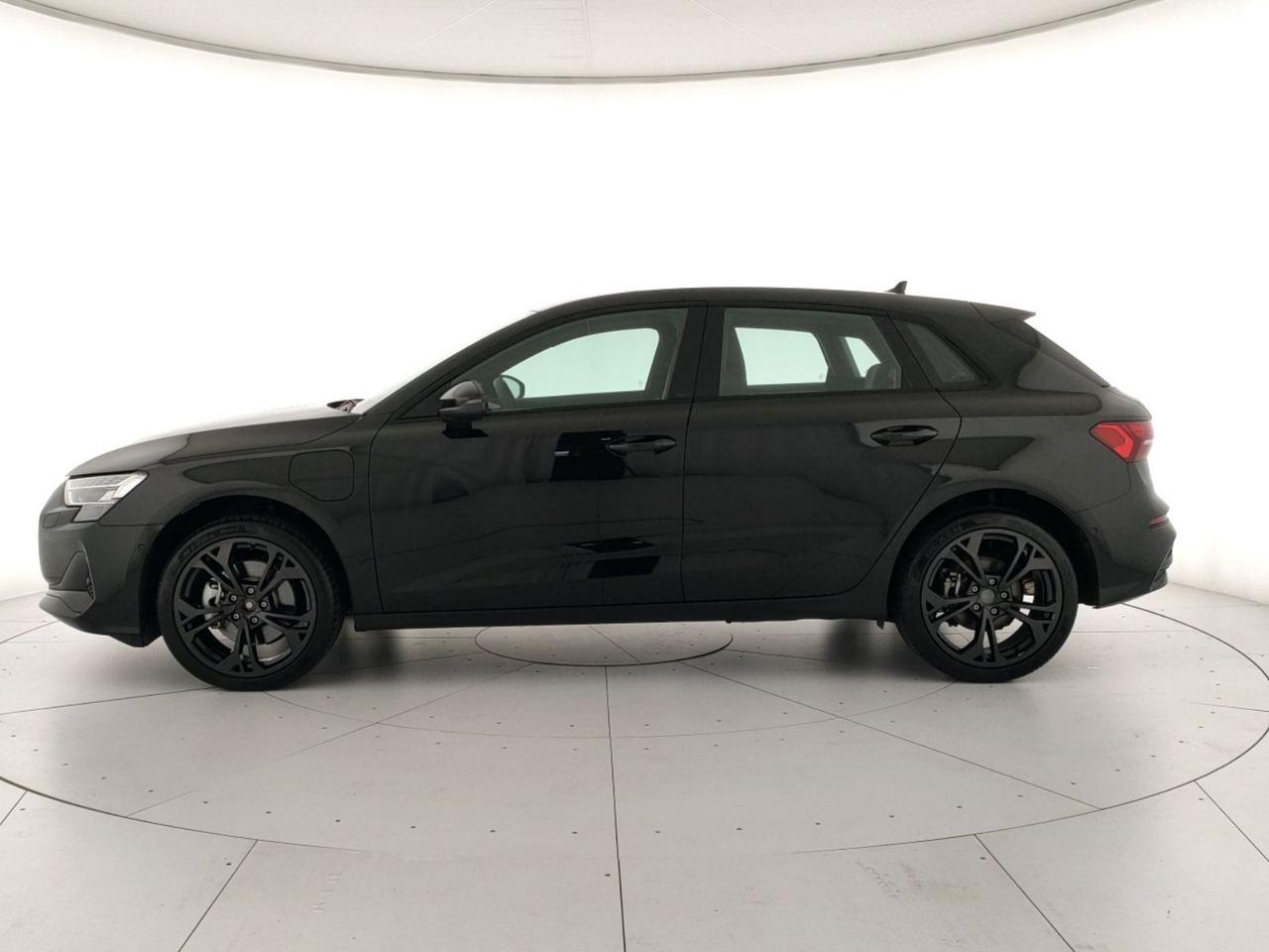 Audi A3 sportback 1.5 tfsi e business advanced 204cv s-tronic