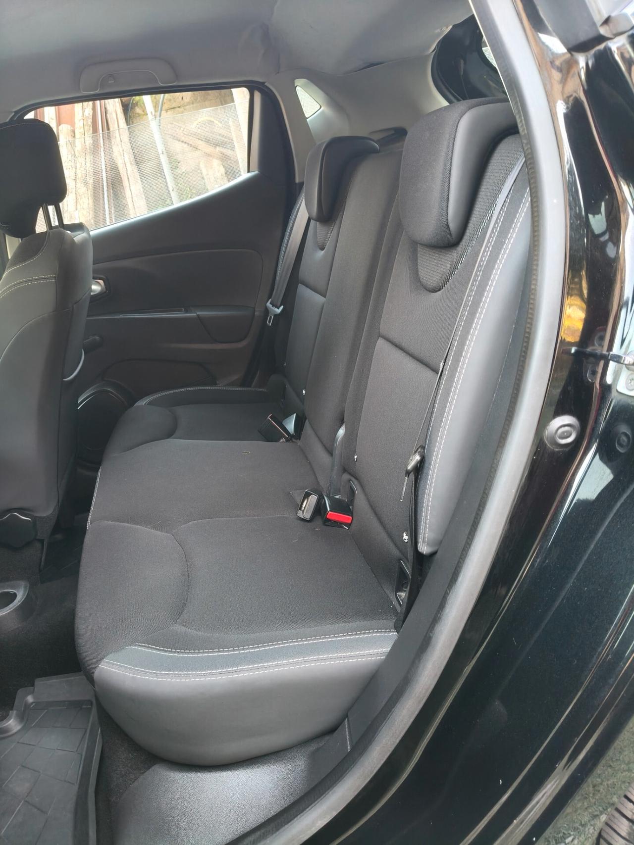 Renault Clio 1.2 FULL OPTIONAL 2017 KM 110