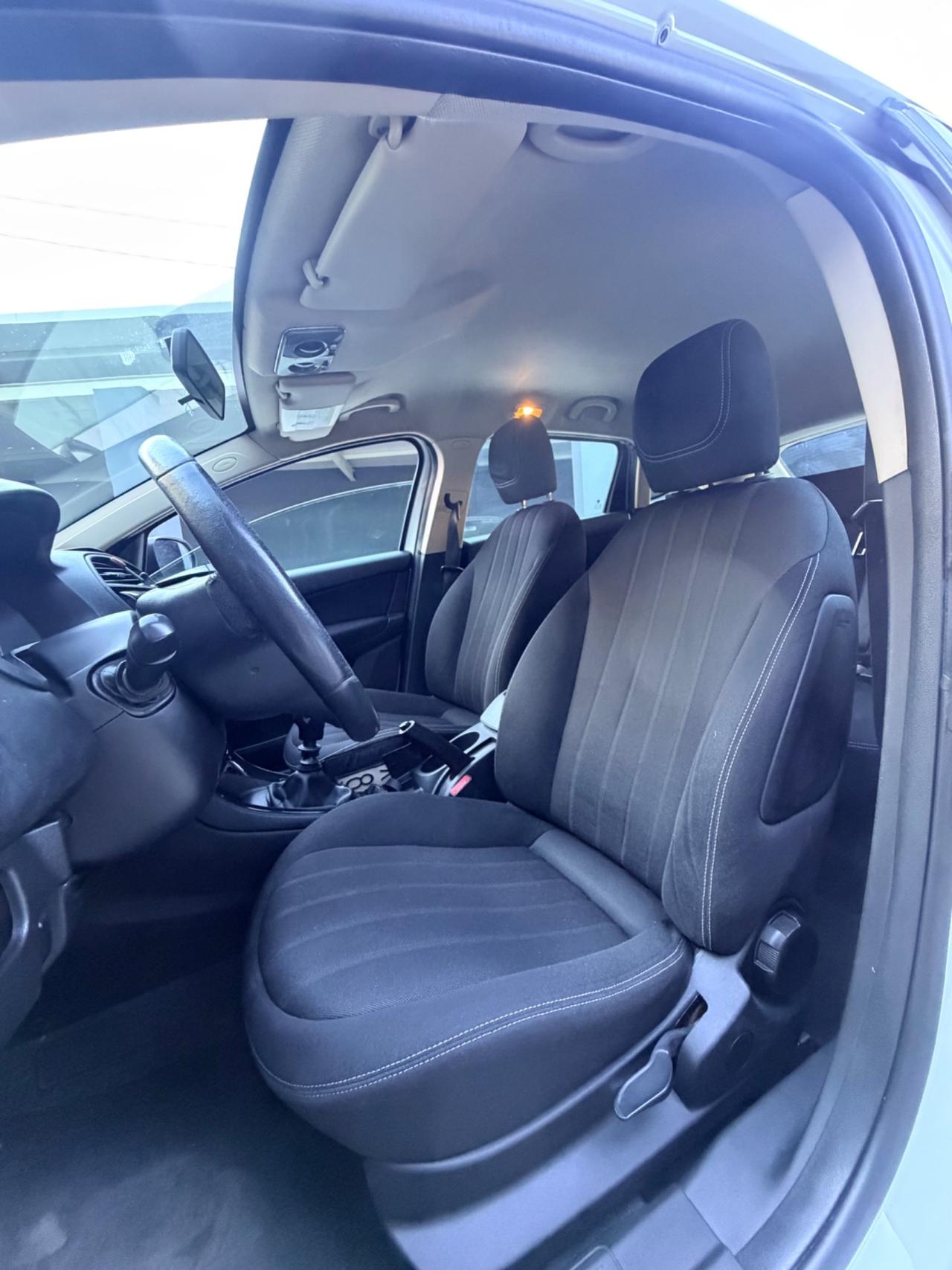 Lancia Delta 1.6 MJT DPF 105 CV ORO