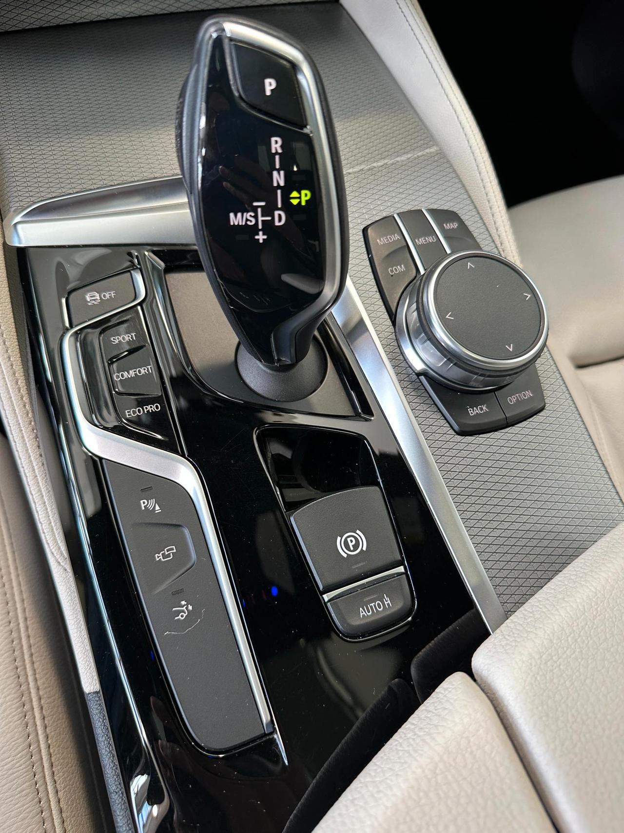 BMW 630 d Gran Turismo xdrive Msport 249cv - FULL