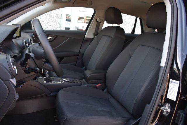 AUDI Q2 30 TDI S tronic Business *Telecamera, Navigatore*