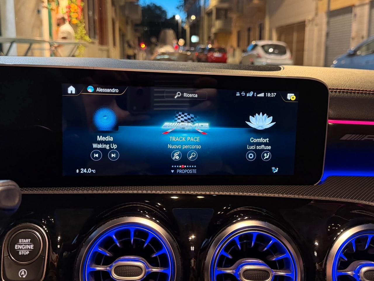 Mercedes-benz CLA 35 AMG race edition