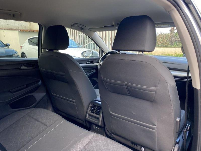 Volkswagen Golf 8 Life 2.0 TDI 116CV