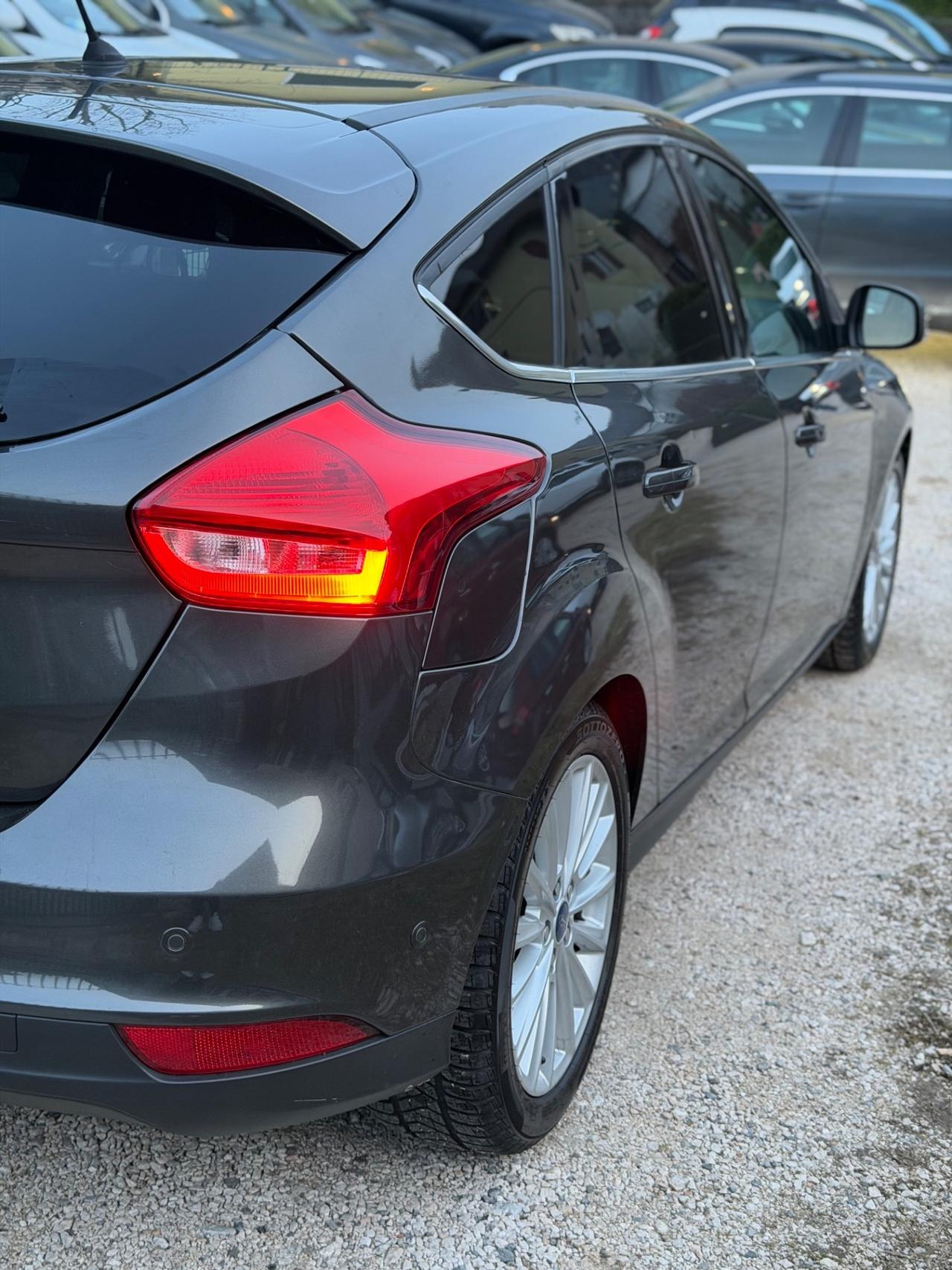 Ford FOCUS 1.6 120 CV TITANIUM KMCERT NAVI UNICOPR