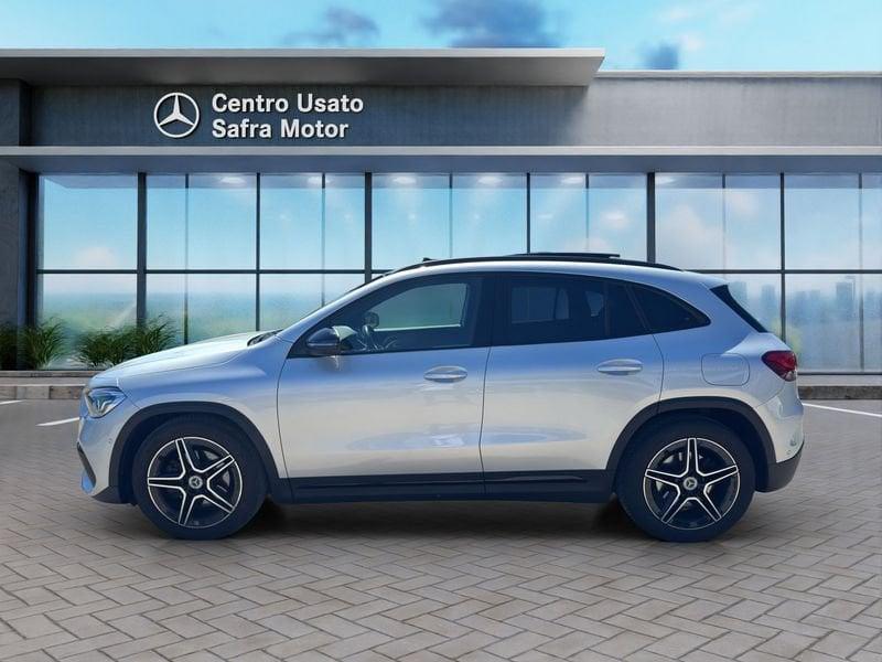 Mercedes-Benz GLA GLA 200 d Automatic Premium