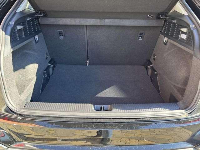 Audi Q2 30 TDI S tronic Business LED-NAVI-CAM