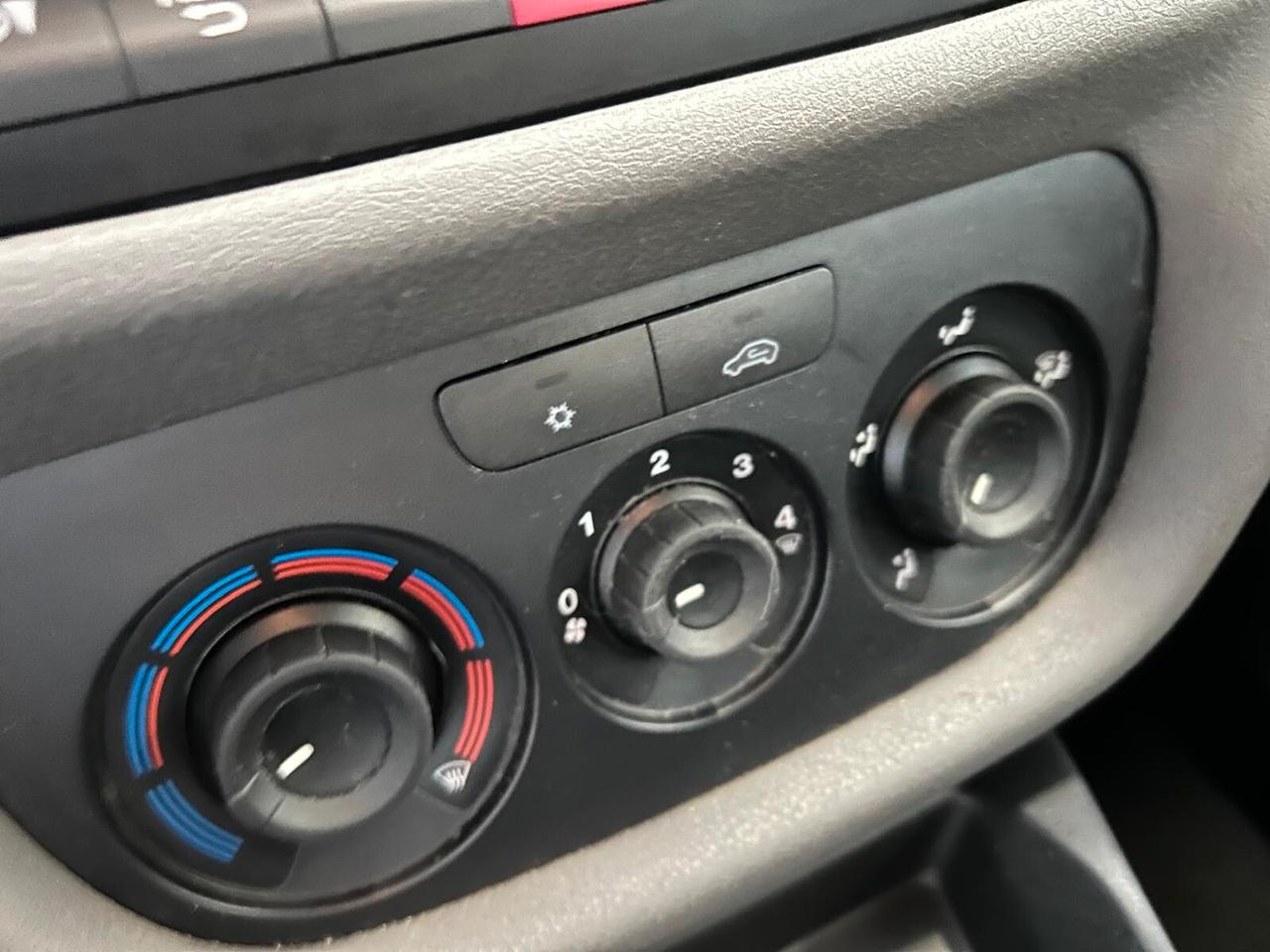 Fiat Doblo EASY 1.6 MJT 16V