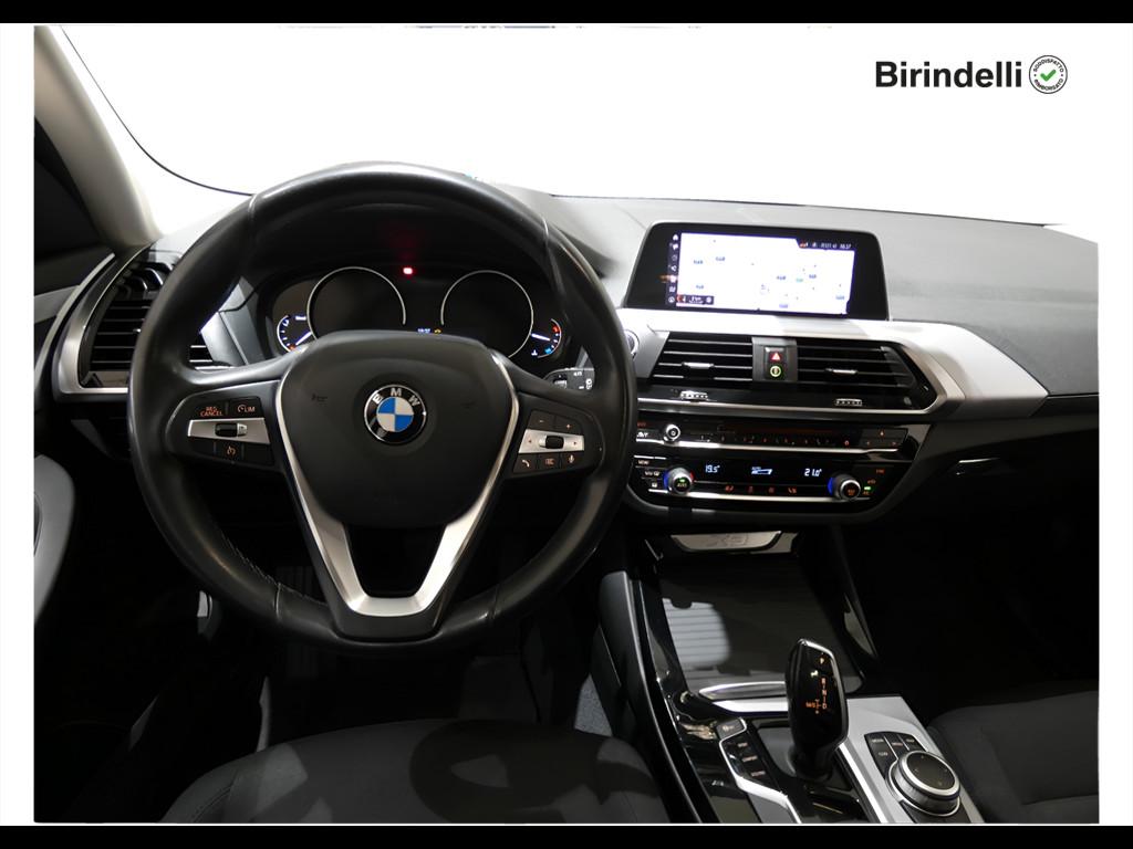 BMW X3 (G01/F97) - X3 sDrive18d Business Advantage