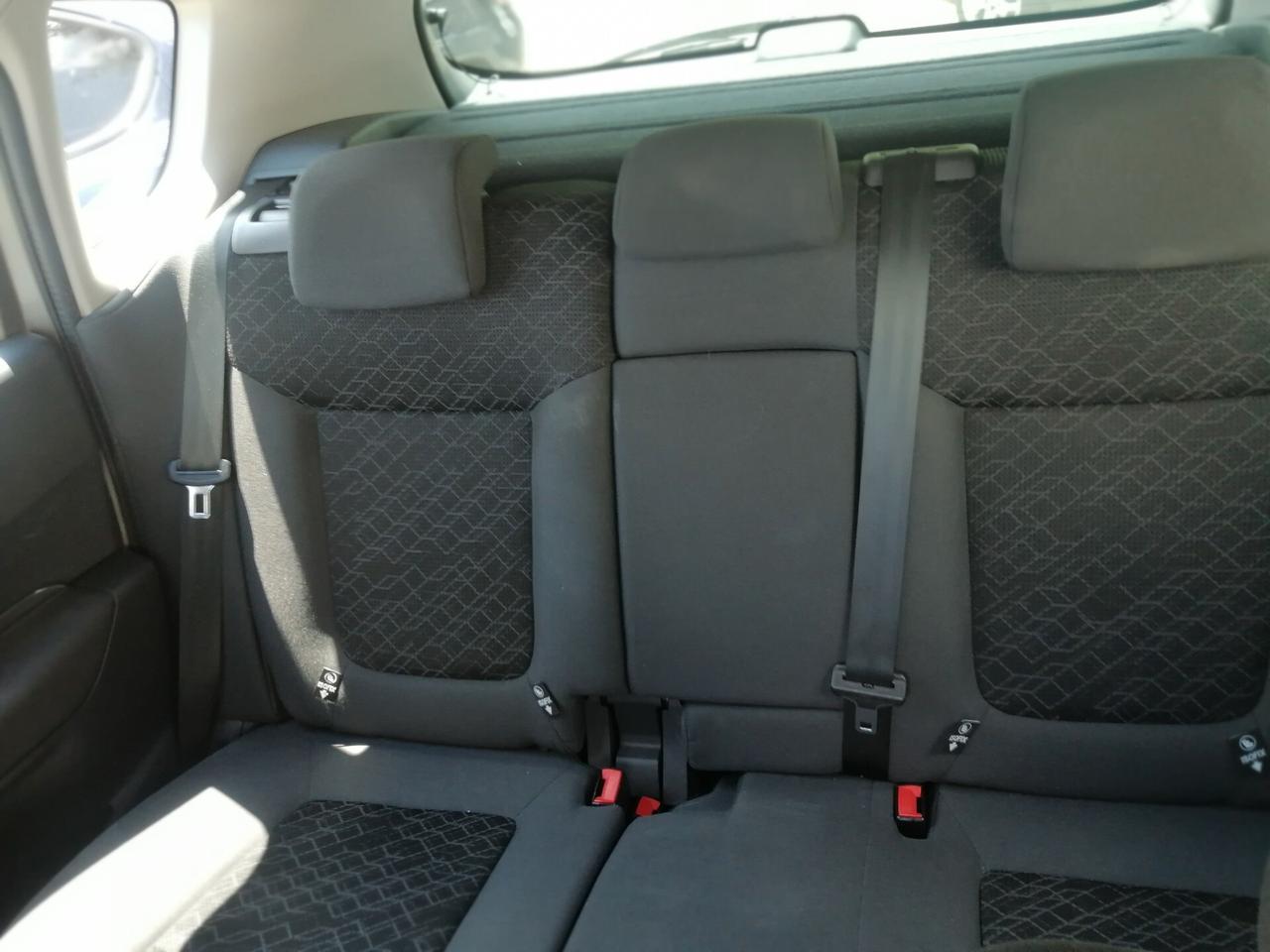 Peugeot 3008 1.6 HDi 115CV Allure