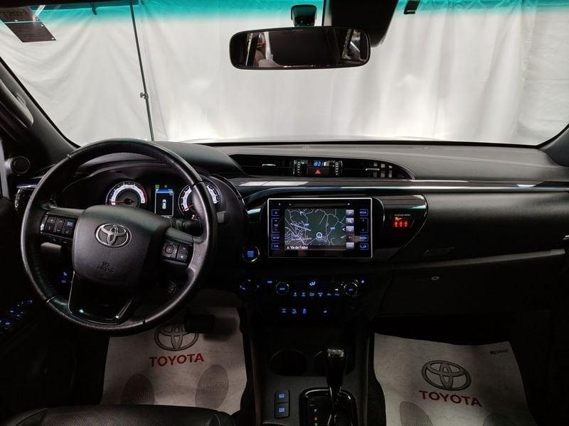 Toyota Hilux 2.4 D-4D A/T 4WD 4 porte Double Cab Executive+