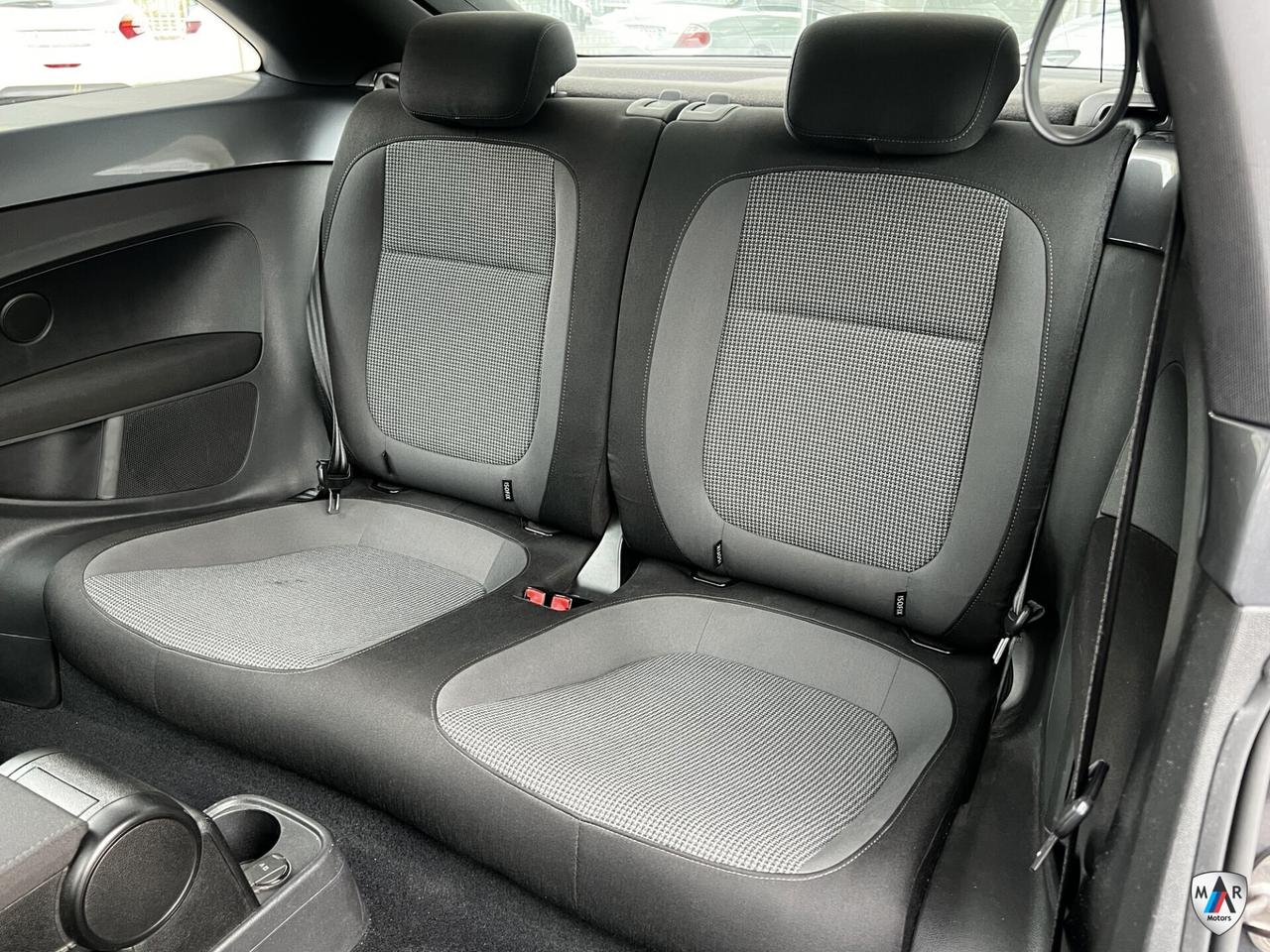 Volkswagen Maggiolino 1.6 TDI Design