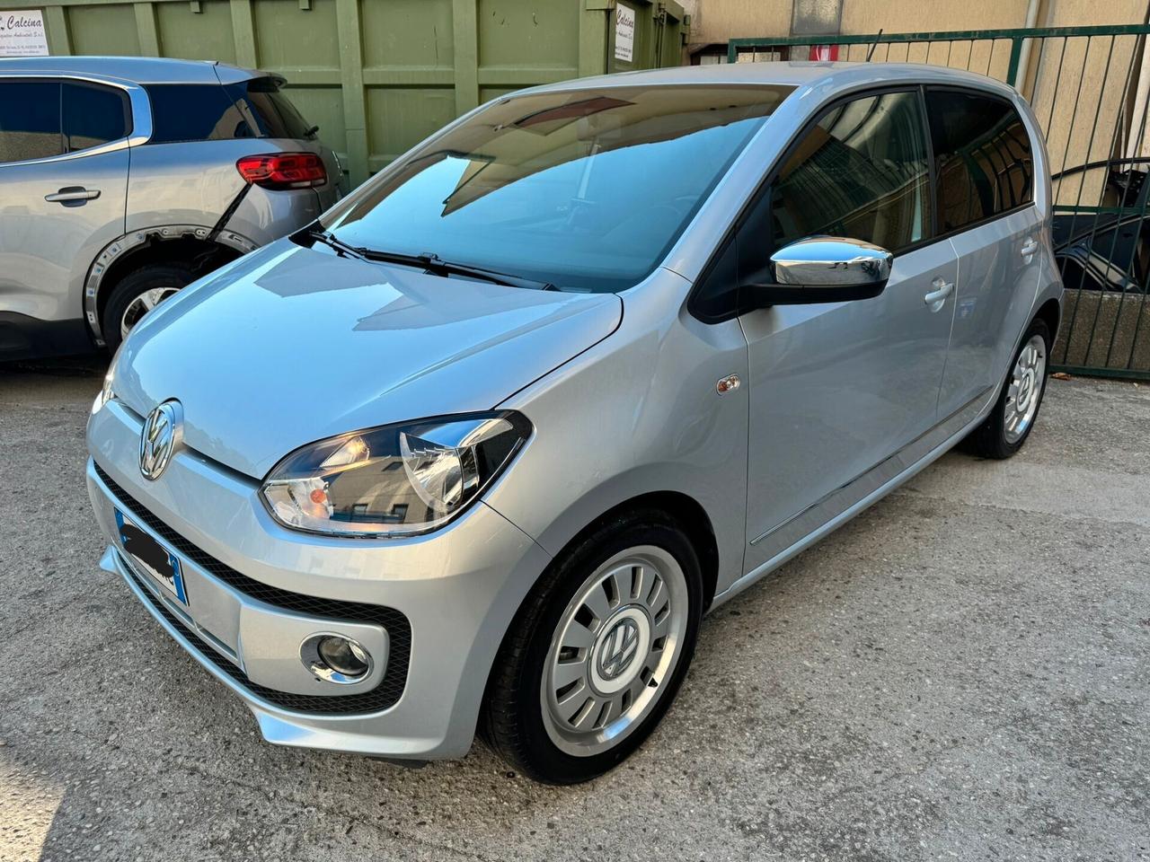 Volkswagen up! 1.0 75 CV 5p. high up!