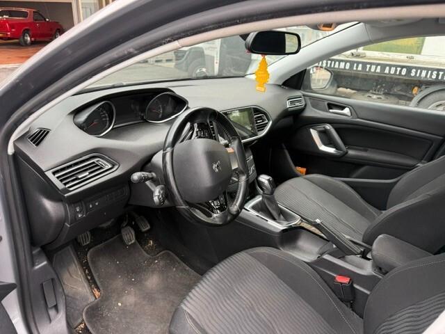 Peugeot 308 BlueHDi 100 S&S Business