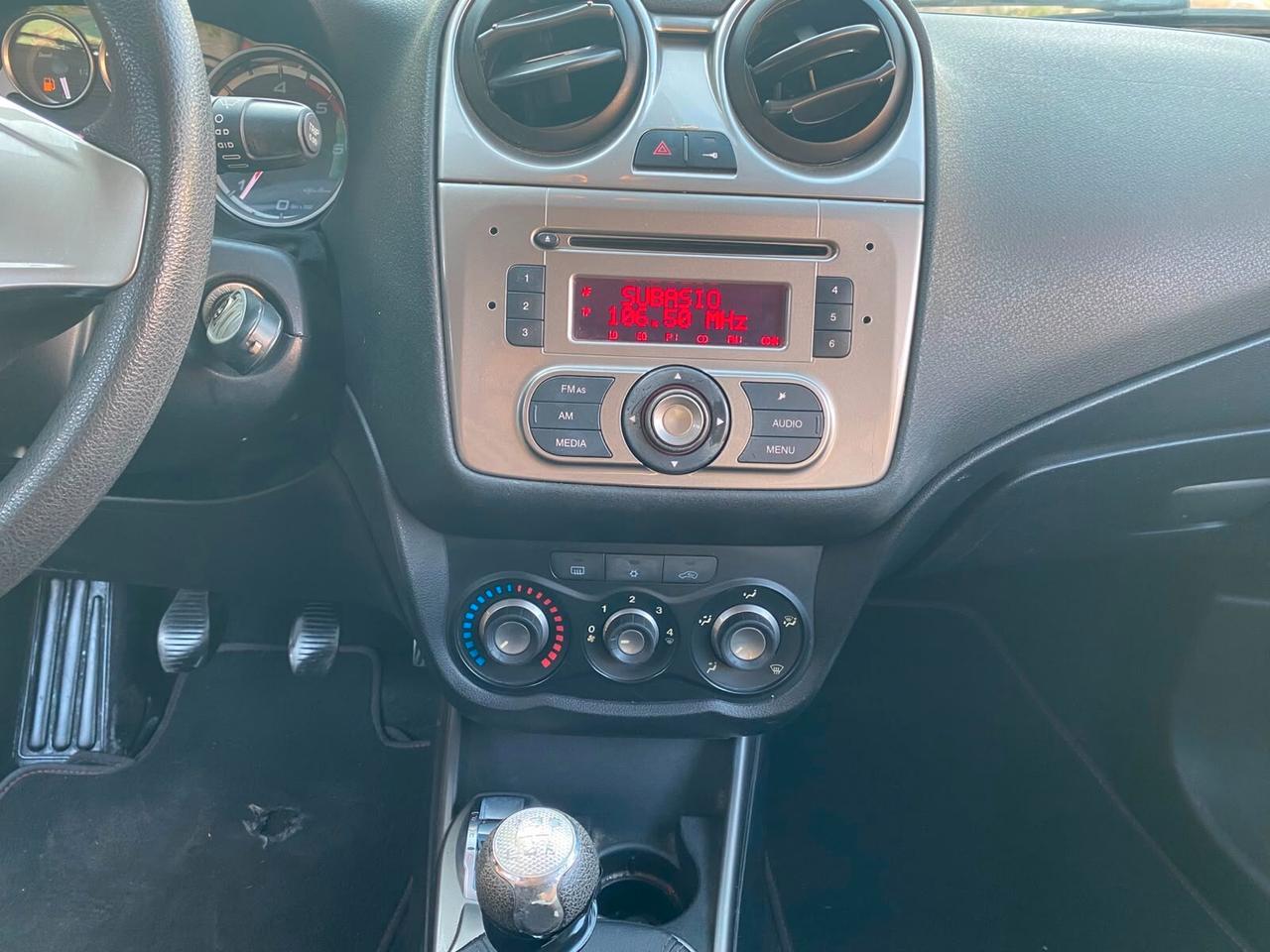 Alfa Romeo MiTo 1.3 mjt full opt economica 2011