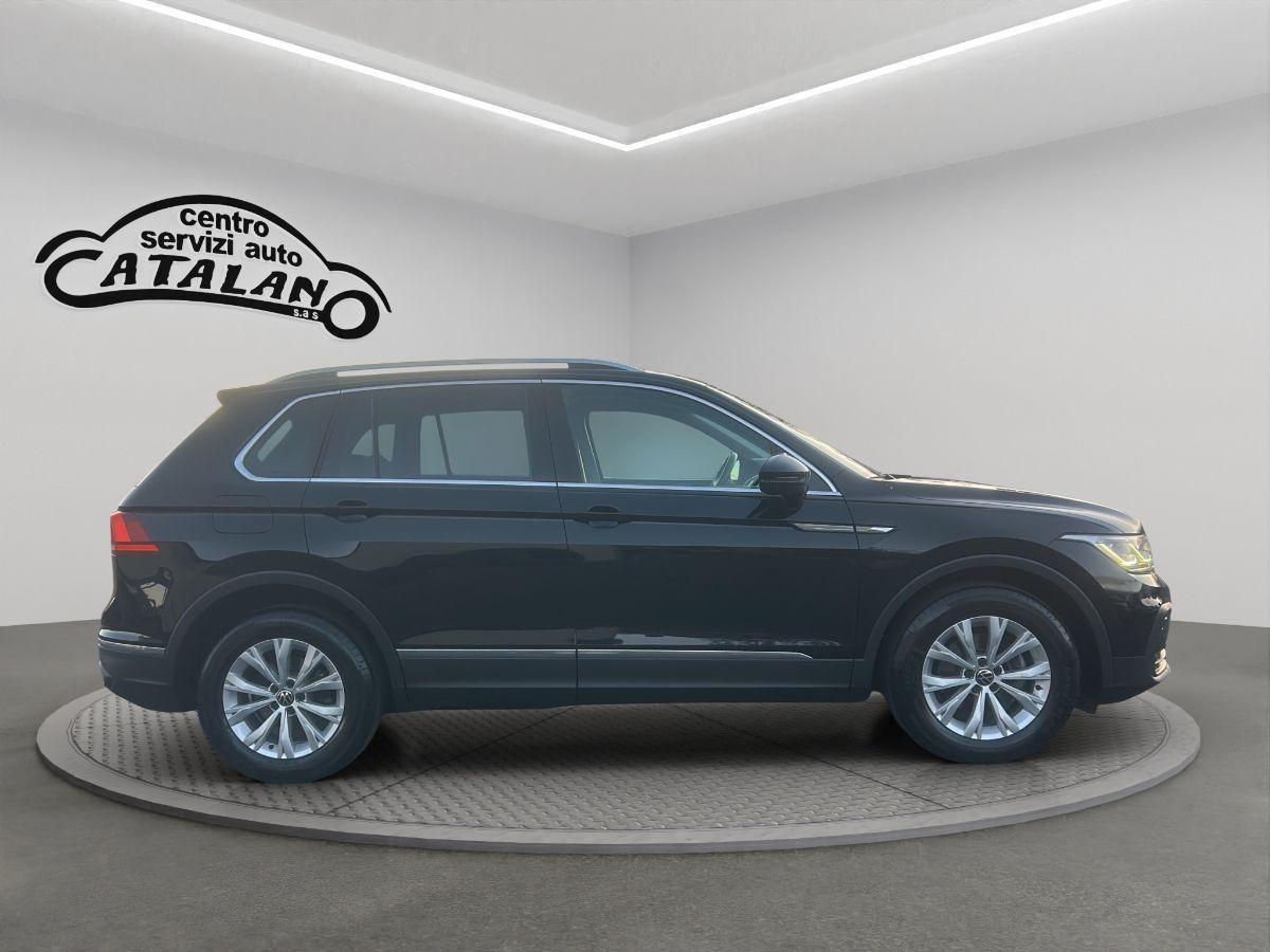 VOLKSWAGEN - Tiguan - 2.0 TDI 150cv DSG Executive BMT