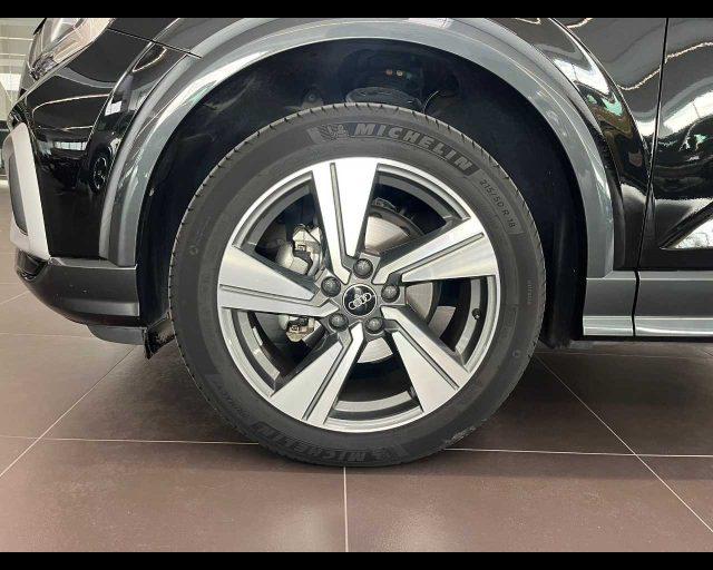 AUDI Q2 30 TFSI Admired Advanced