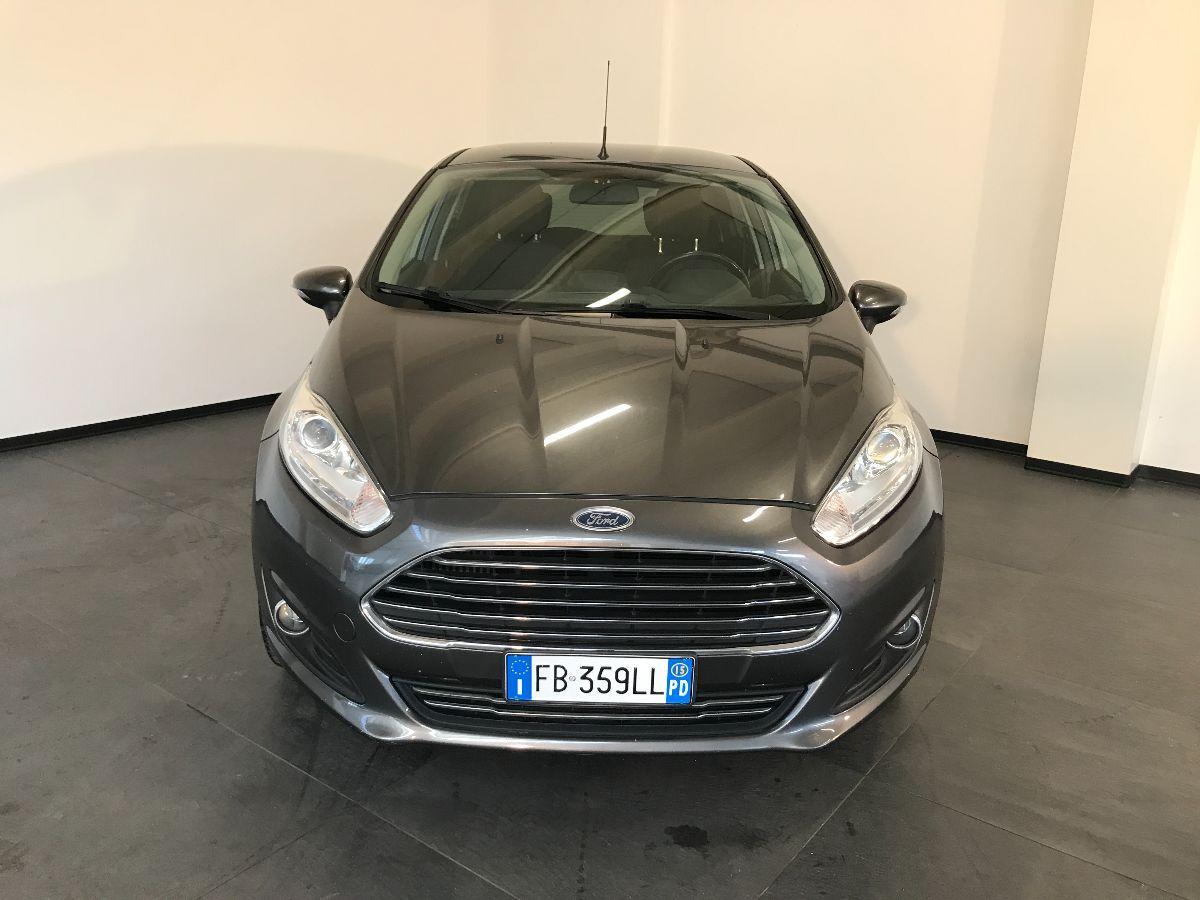 FORD Fiesta 1.5 TDCi 75 CV 5p. Titanium