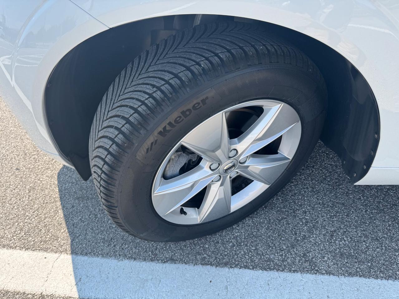 Volvo XC60 B4 AWD (Diesel/Hybrid) Business