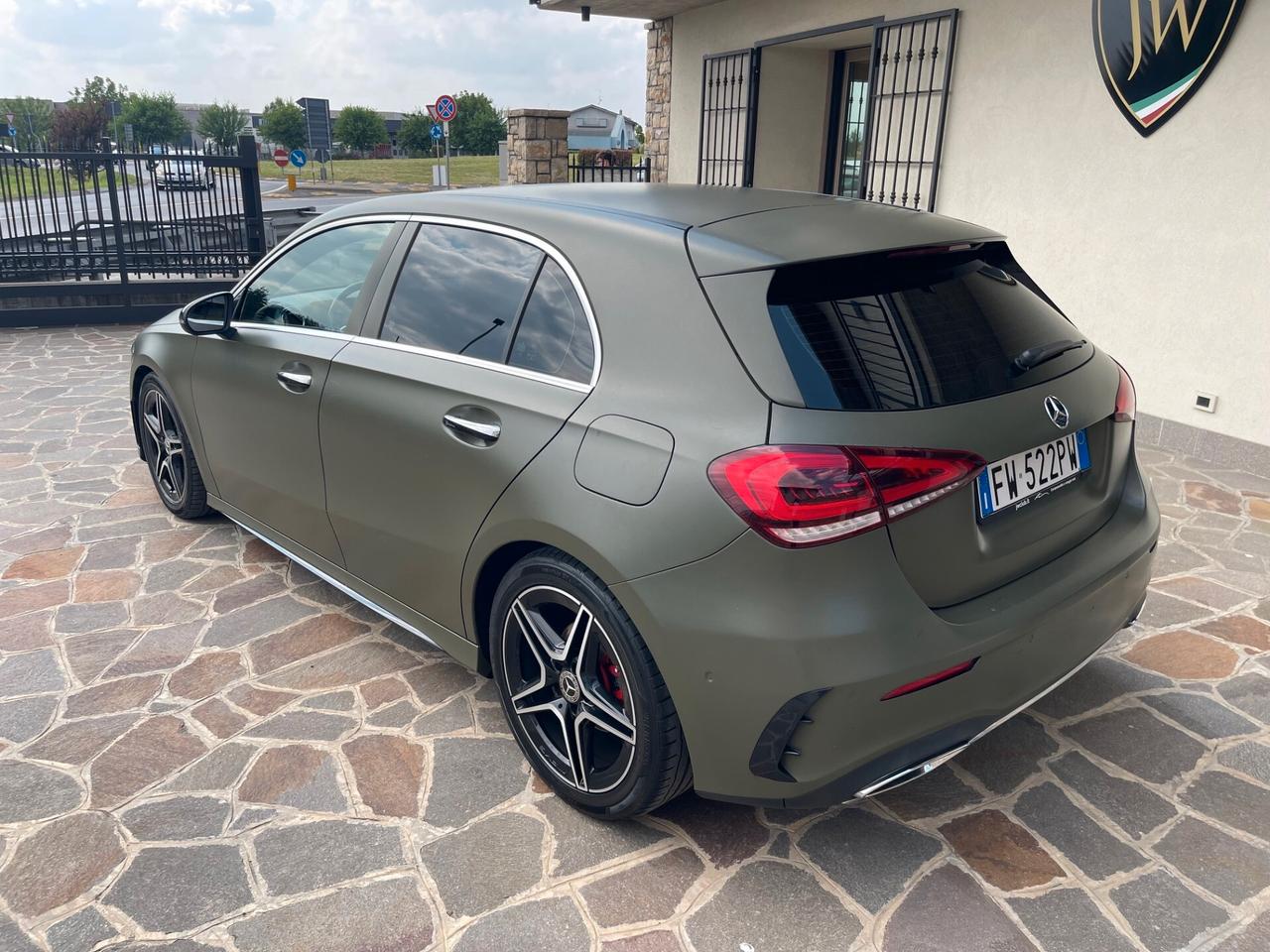 Mercedes-benz A 180 Automatic Premium AMG