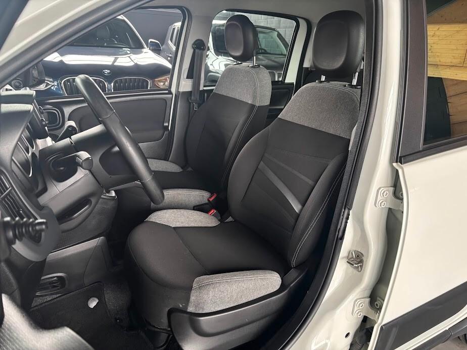 Fiat Panda 1.0 Hybrid 45.000KM APPLE CARPLAY